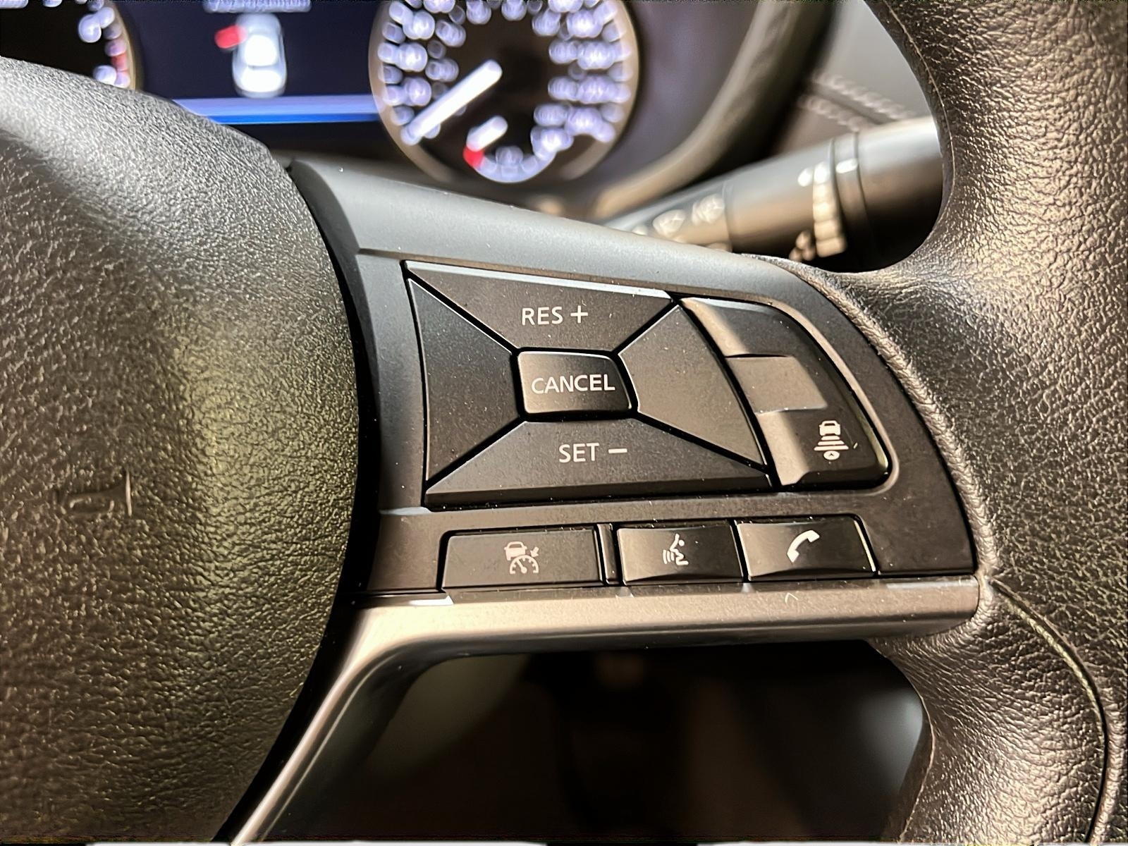Nissan Sentra SV 2023 - image #18