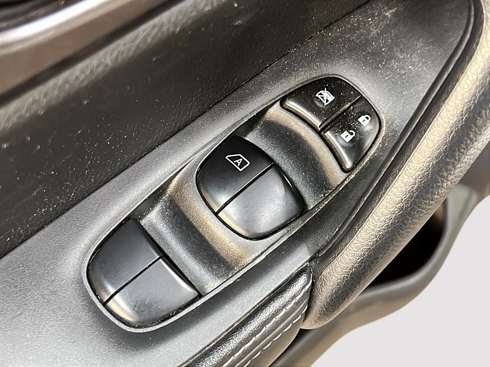 Nissan Qashqai S 4RM 2023 - image #21
