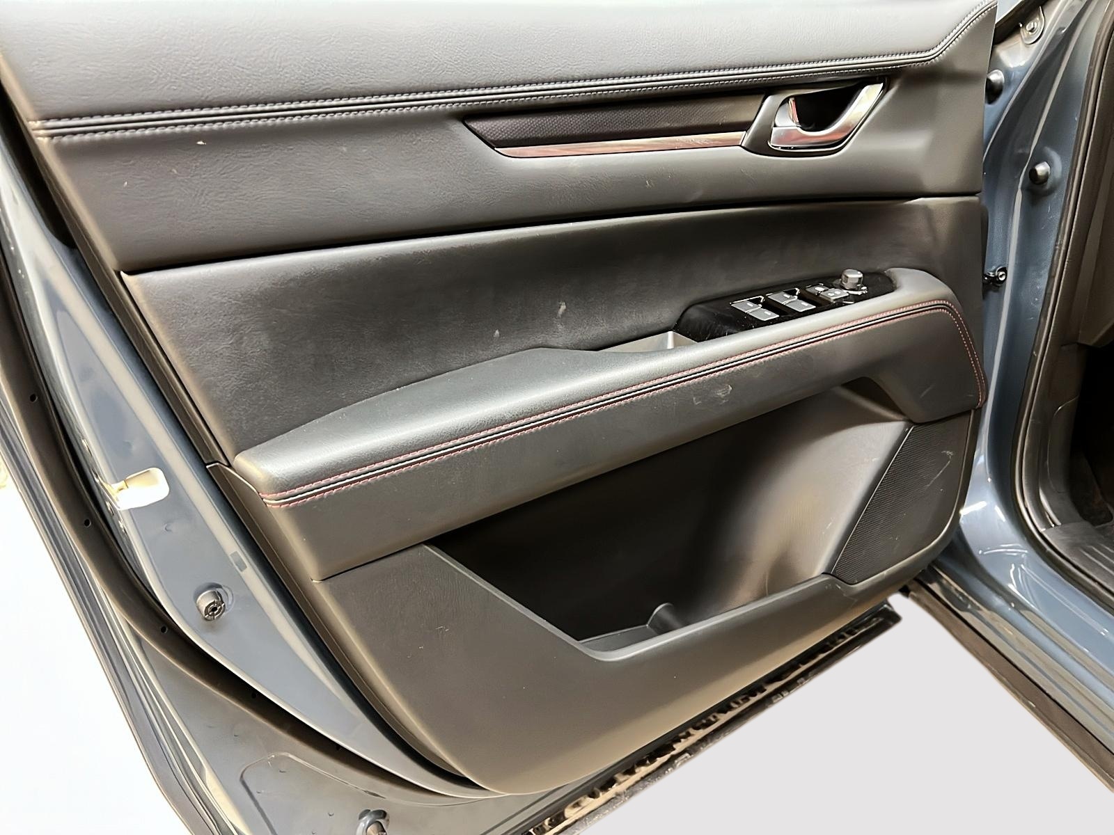 Mazda CX-5 KURO CUIR TOIT 4RM 2024 - image #25