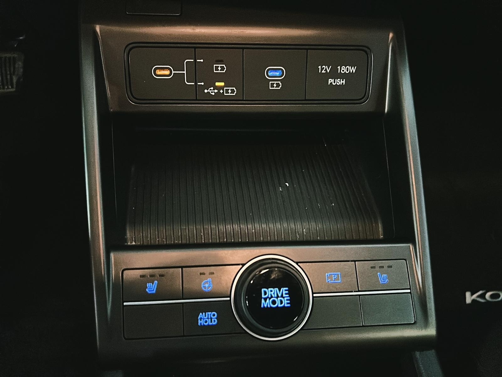 Hyundai Kona EV PREFERRED NAV 2024 - image #17