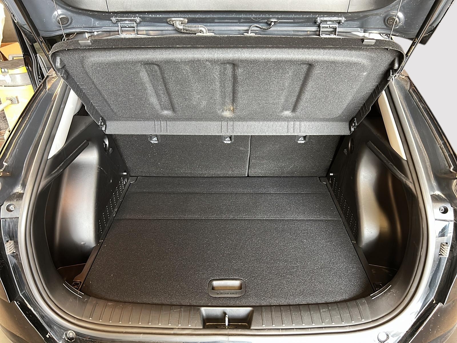 Hyundai Kona EV PREFERRED NAV 2024 - image #12
