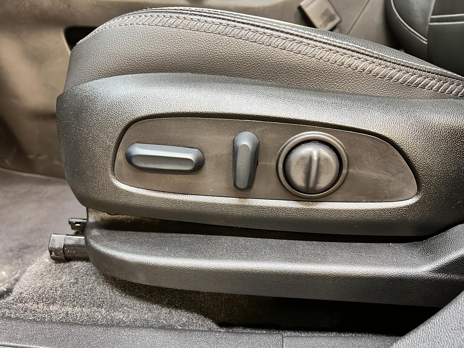 GMC Terrain 2023 - Image #28