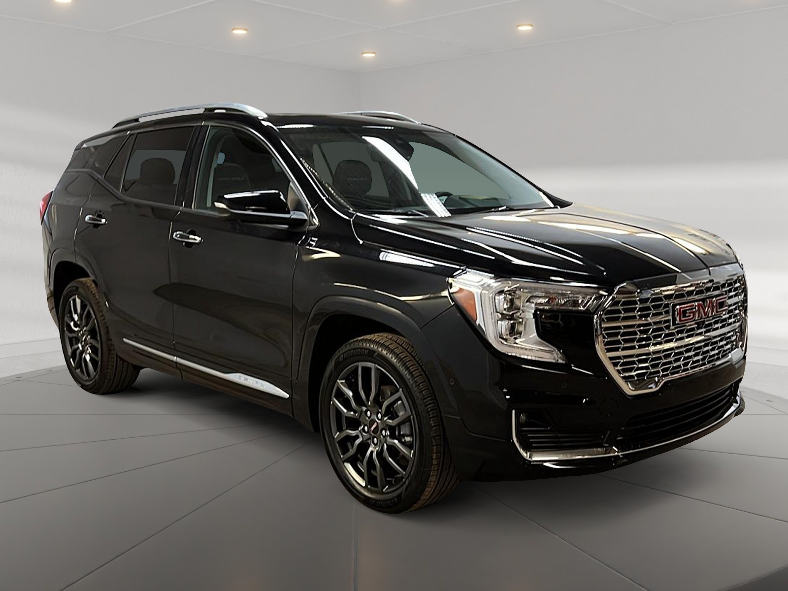 GMC Terrain 2023 - Image #3
