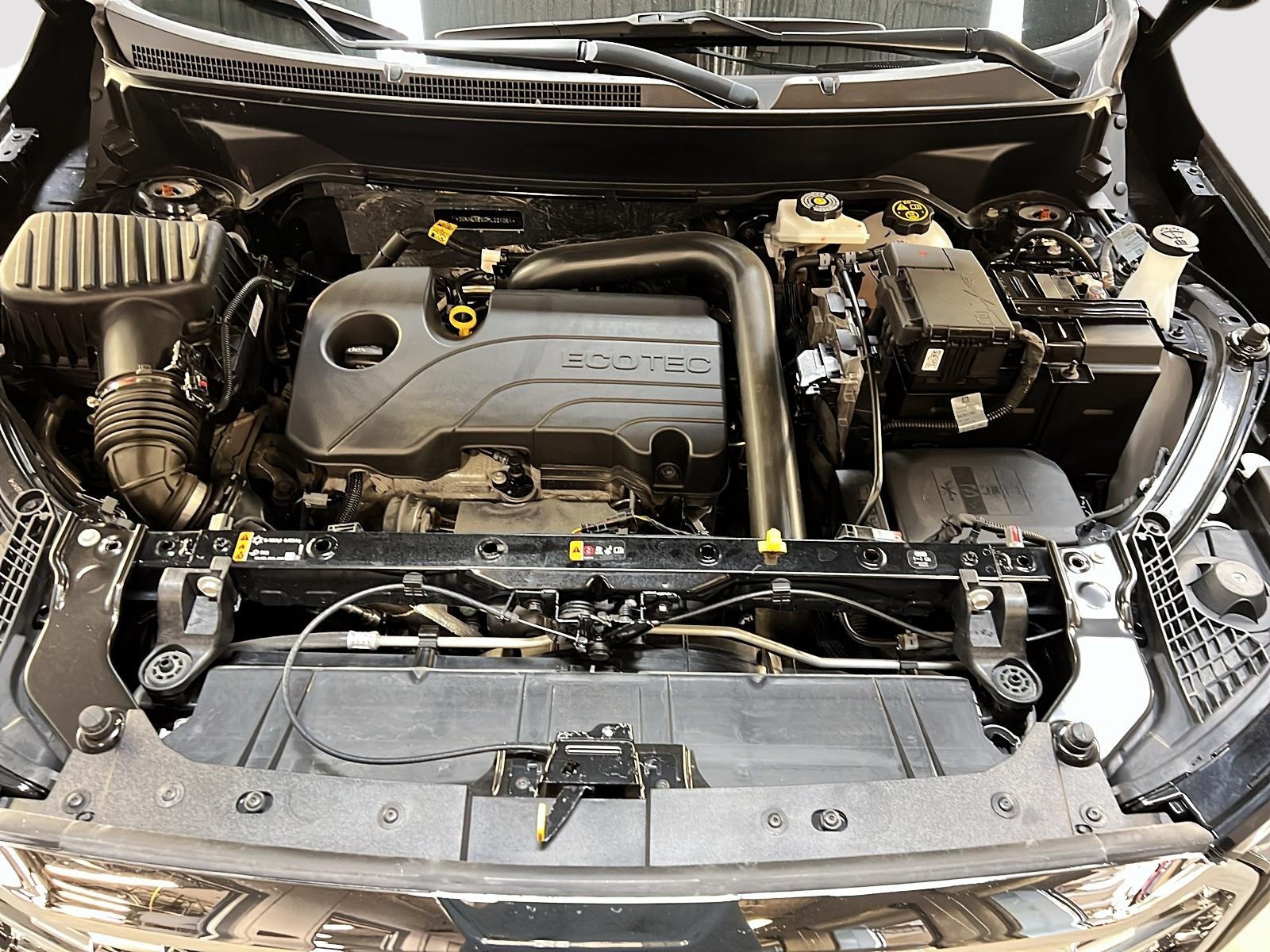 GMC Terrain 2023 - Image #12