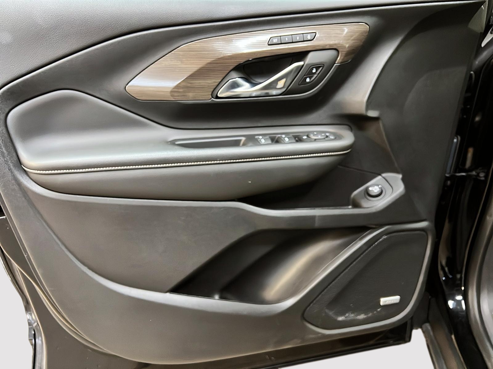 GMC Terrain 2023 - Image #27