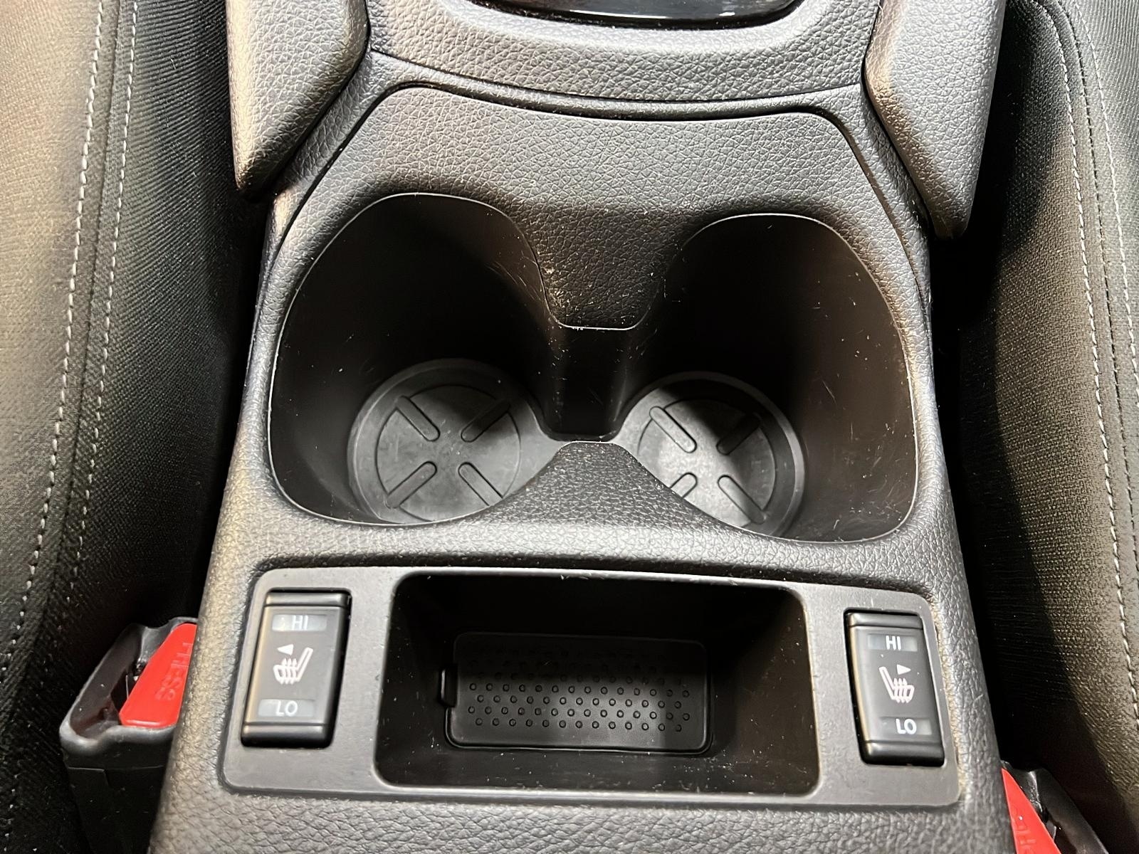 Nissan Qashqai SV TOIT 4RM 2023 - image #15