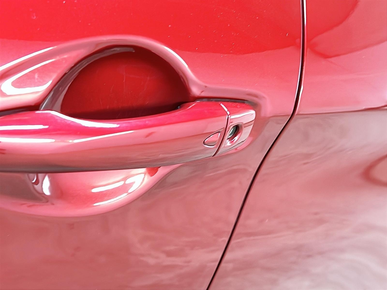 Nissan Qashqai SV TOIT 4RM 2023 - image #25