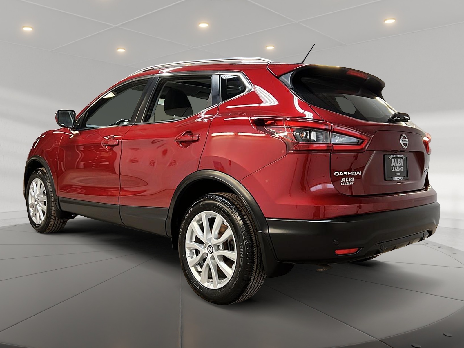 Nissan Qashqai SV TOIT 4RM 2023 - image #6