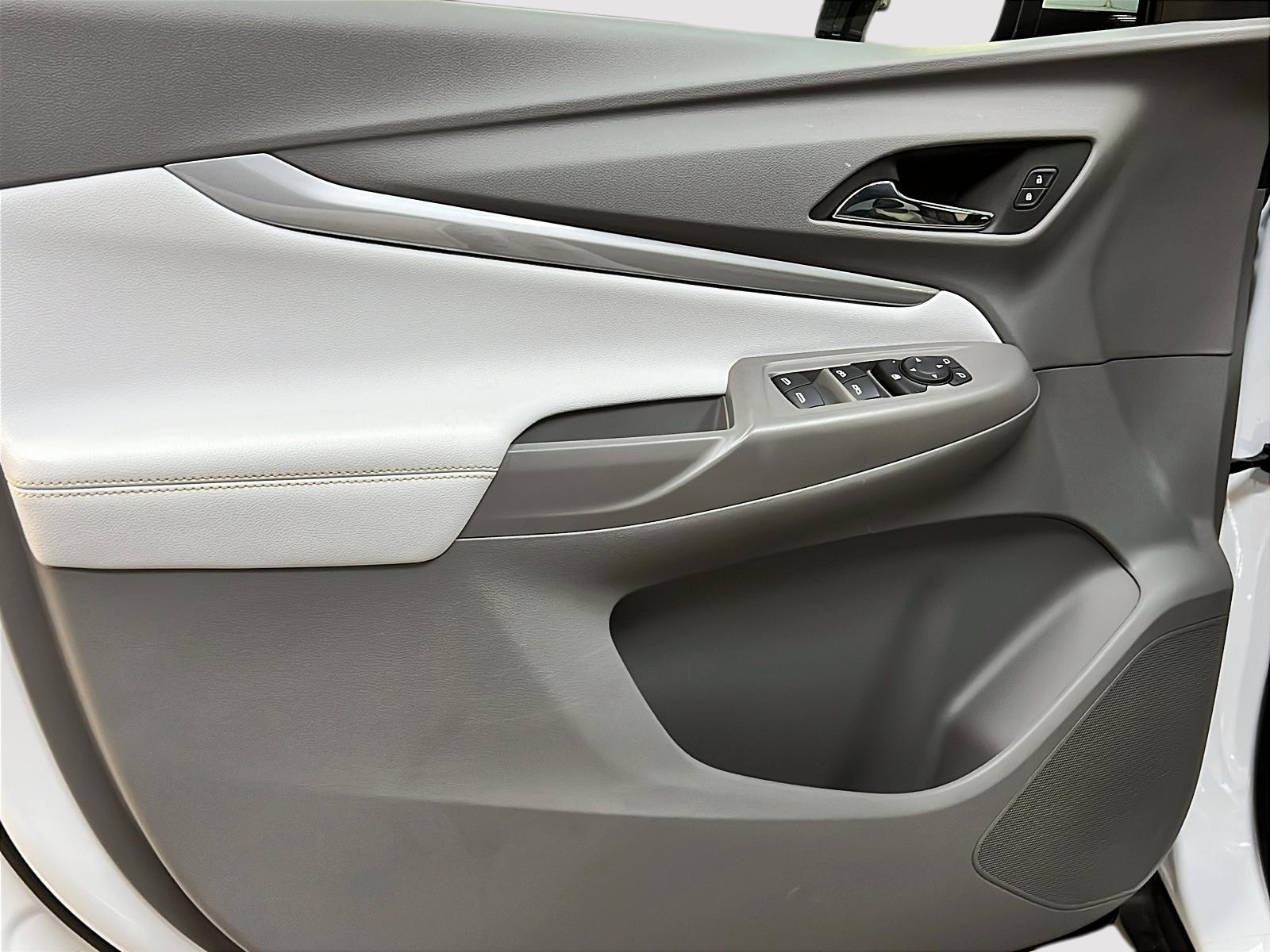 Chevrolet Bolt EUV PREMIER CUIR NAV 2023 - image #22