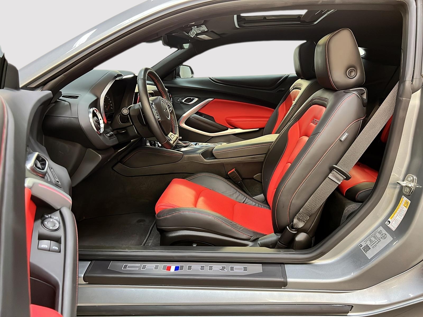 Chevrolet Camaro 2SS 6.2L CUIR TOIT NAV 2024 - image #7