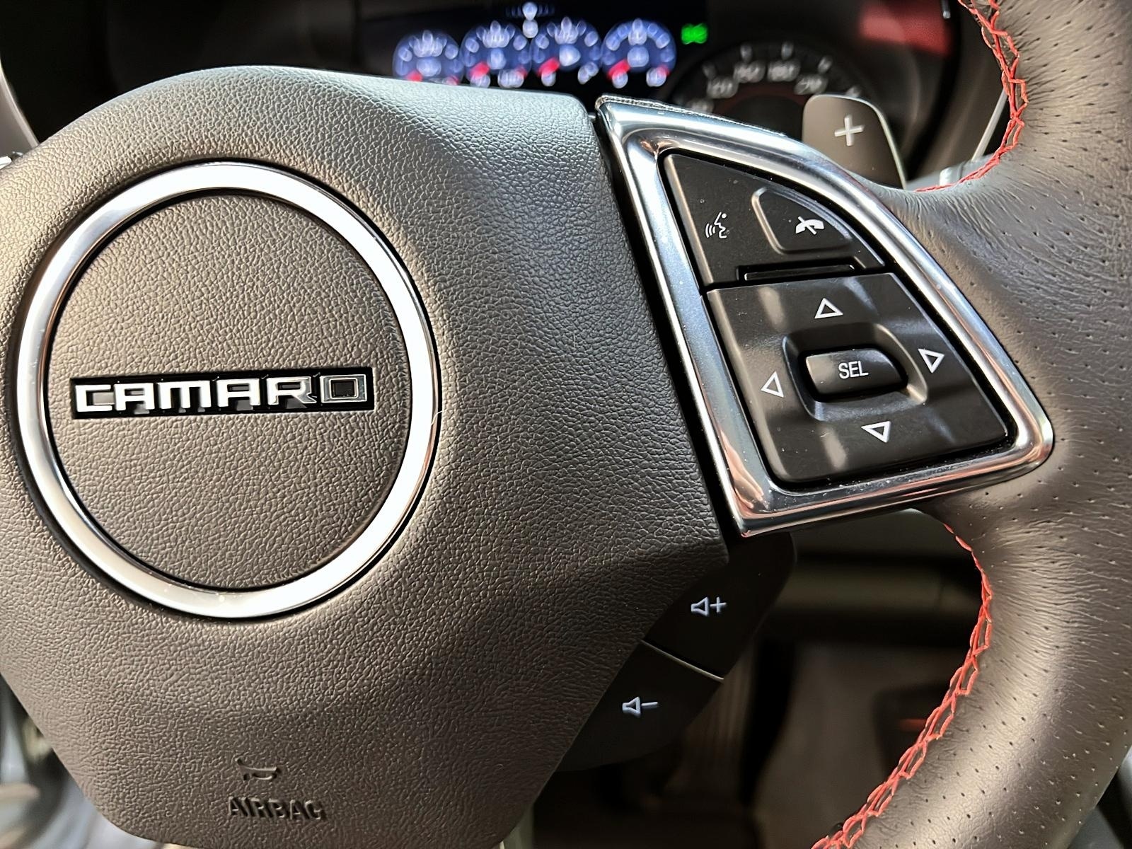 Chevrolet Camaro 2SS 6.2L CUIR TOIT NAV 2024 - image #19