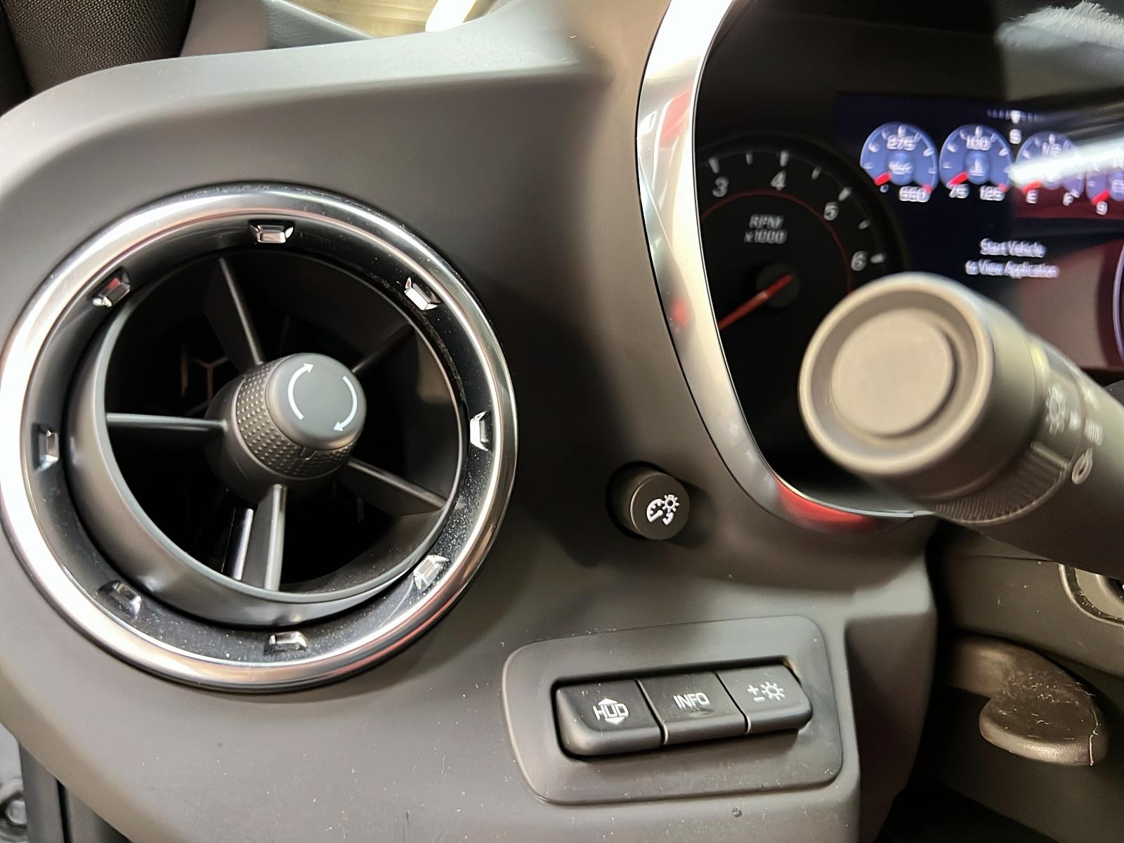 Chevrolet Camaro 2SS 6.2L CUIR TOIT NAV 2024 - image #22