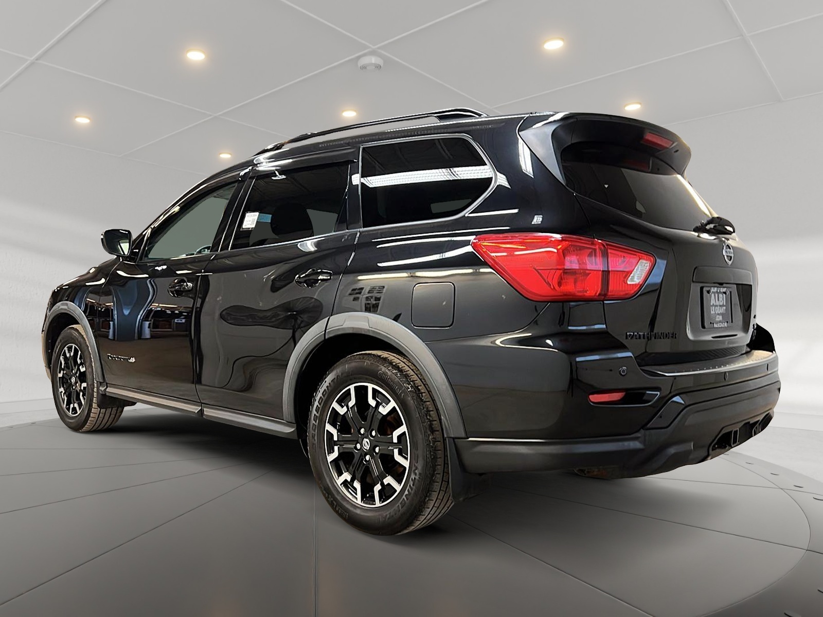 Nissan Pathfinder SV ROCK CREEK NAV 4RM 2020 - image #6