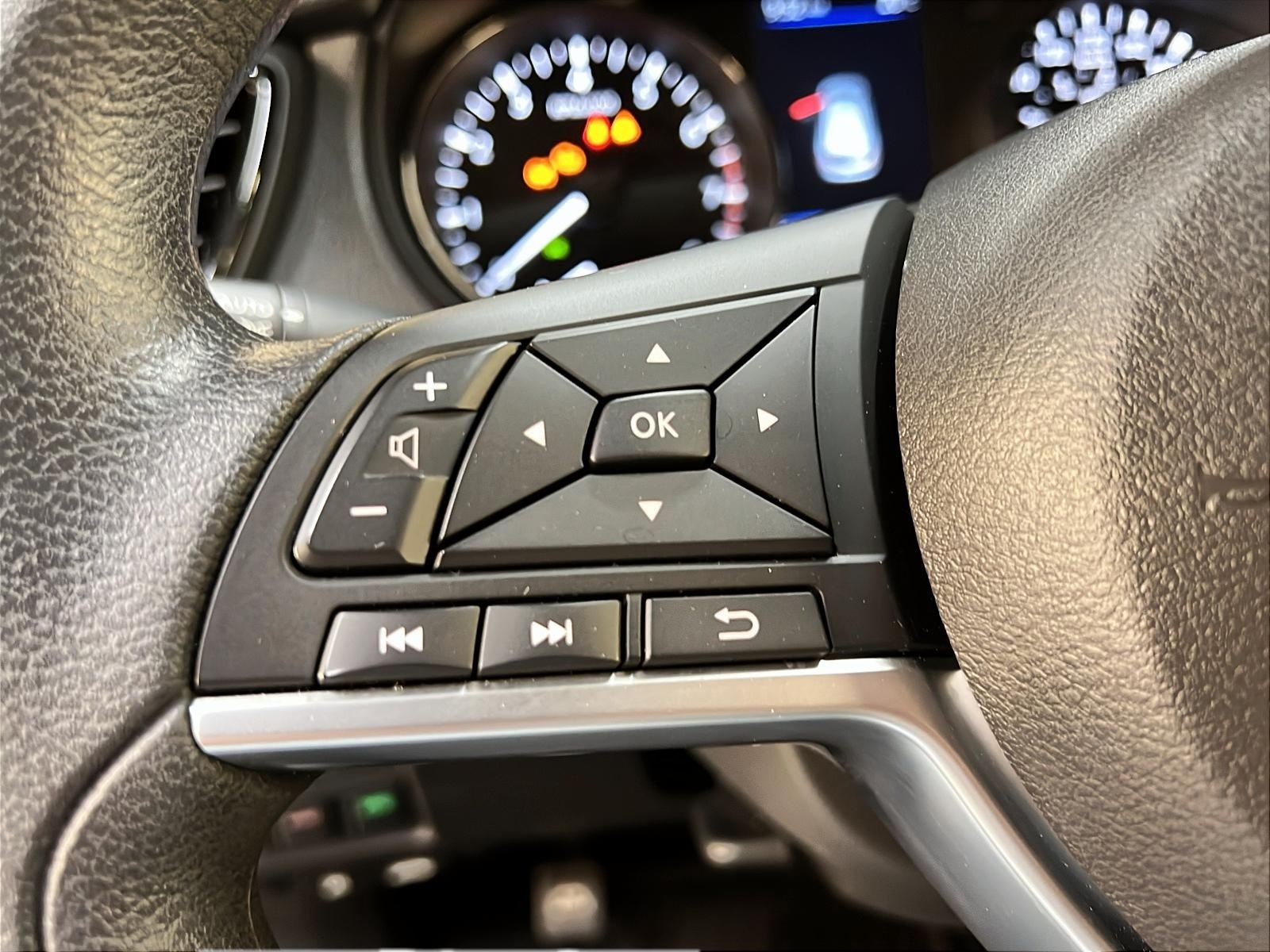 Nissan Qashqai S 2023 - image #19