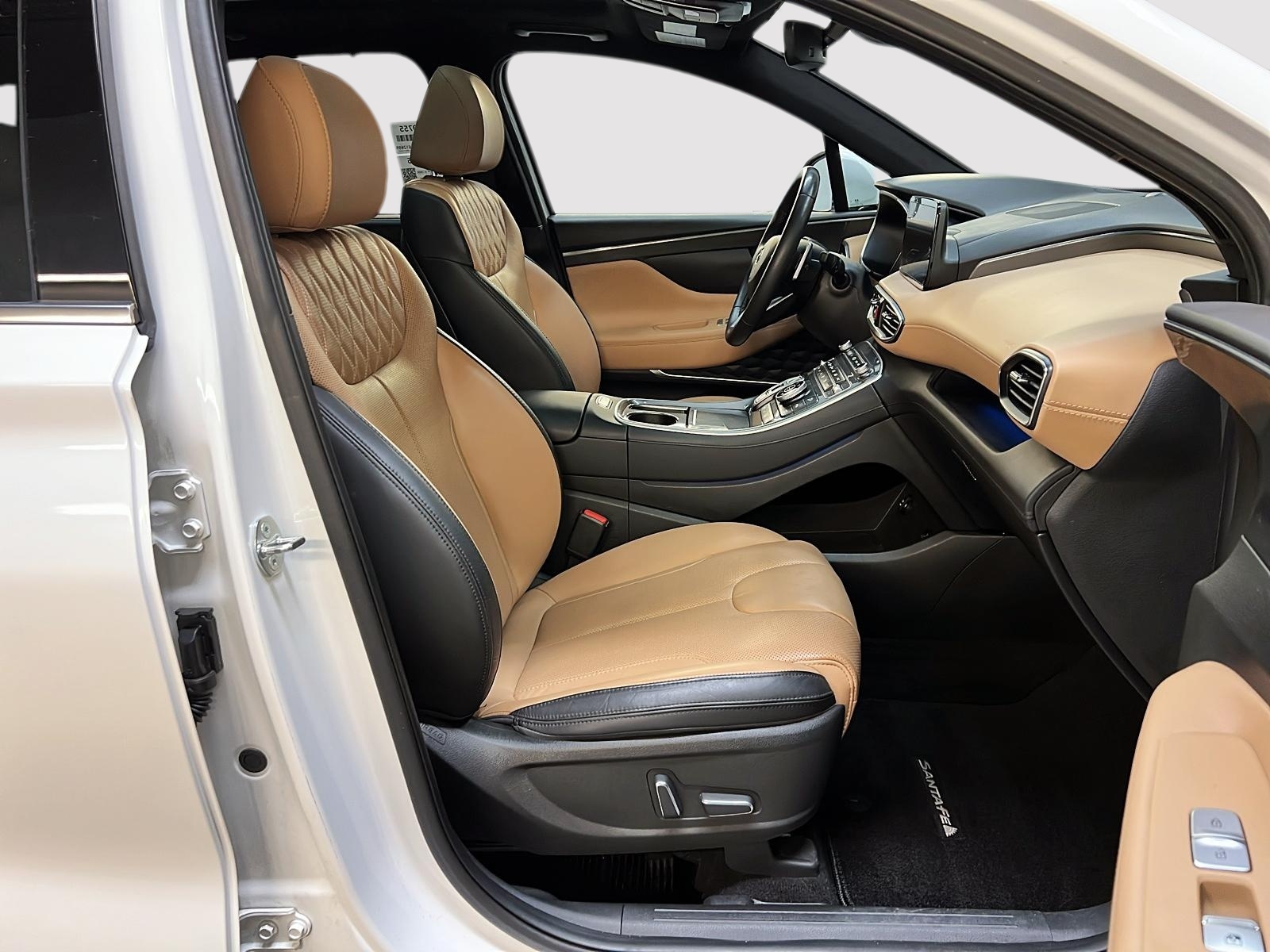 Hyundai Santa Fe ULTIMATE CALLIGRAPHY CUIR TOIT PANO NAV 4RM 2023 - image #8