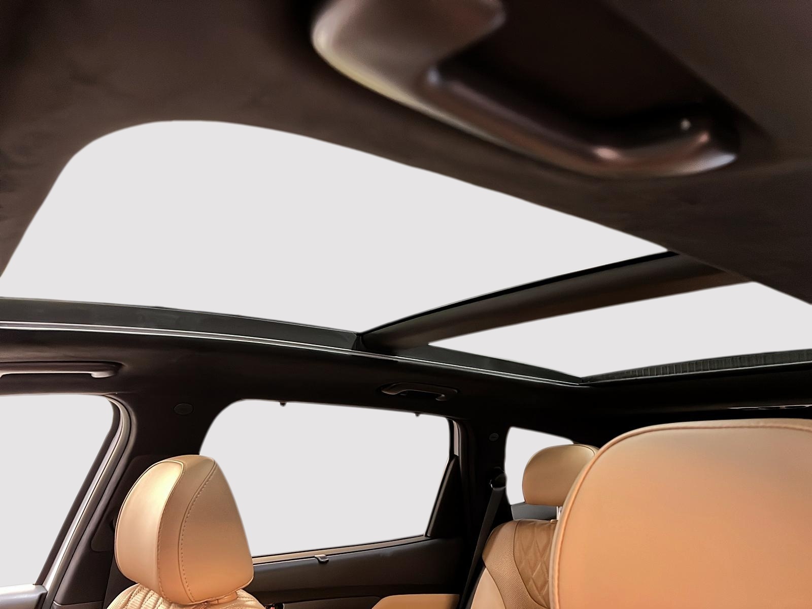 Hyundai Santa Fe 2023 - Image #10