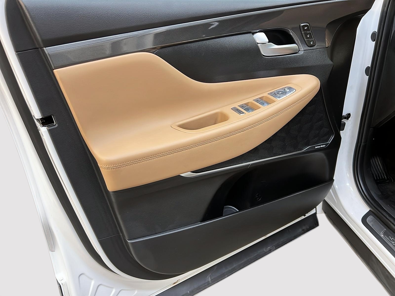 Hyundai Santa Fe 2023 - Image #24