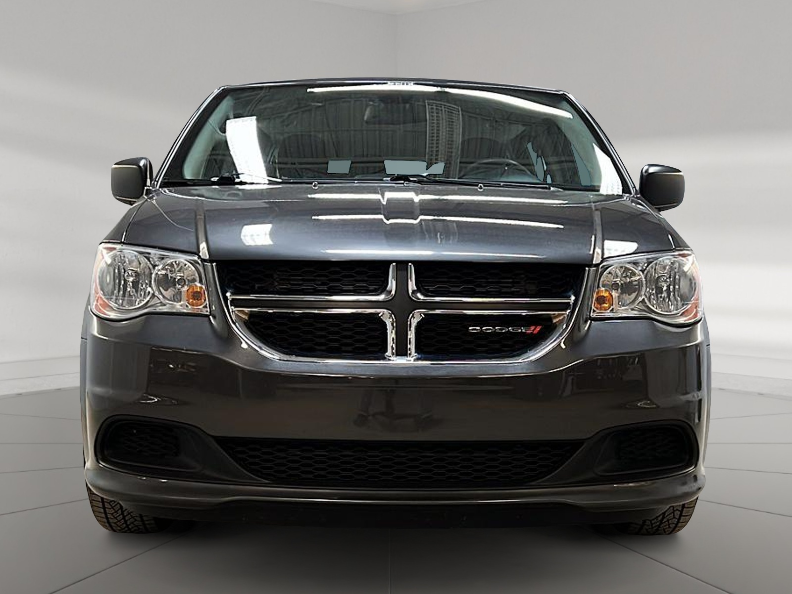 Dodge Grand Caravan 2019 - Image #2