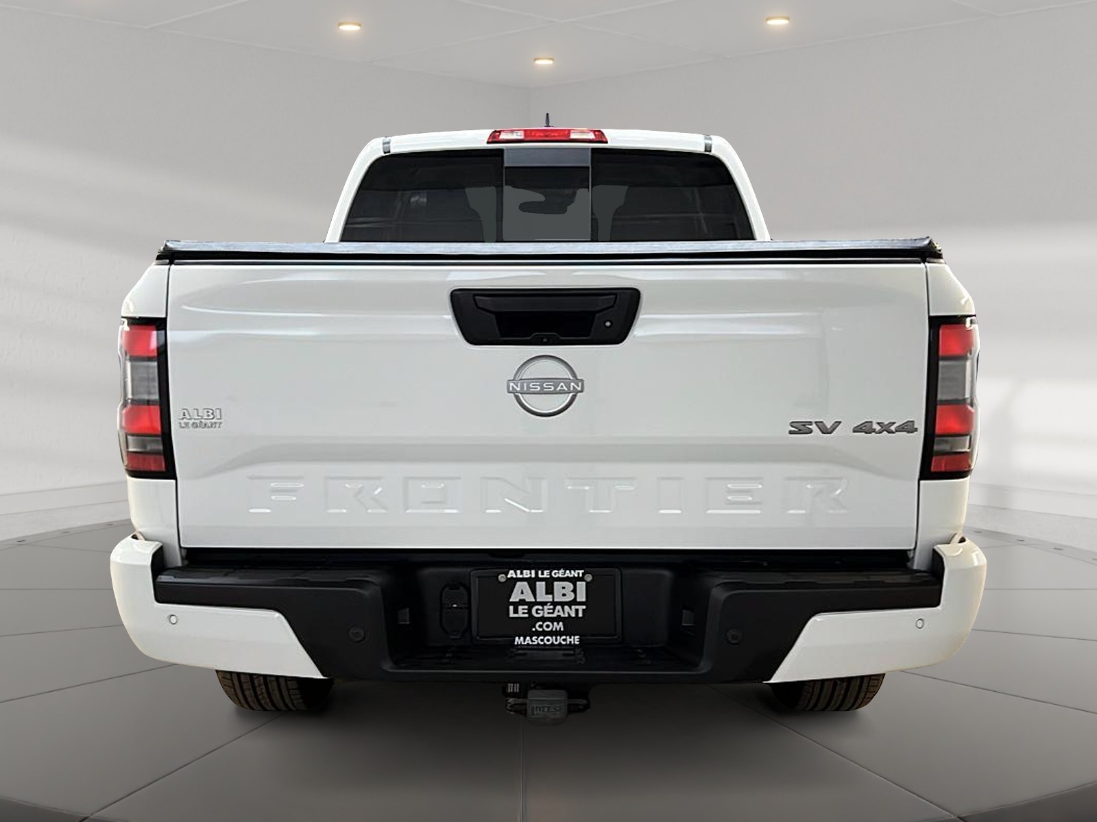 Nissan Frontier SV CREW CAB 4X4 2024 - image #5