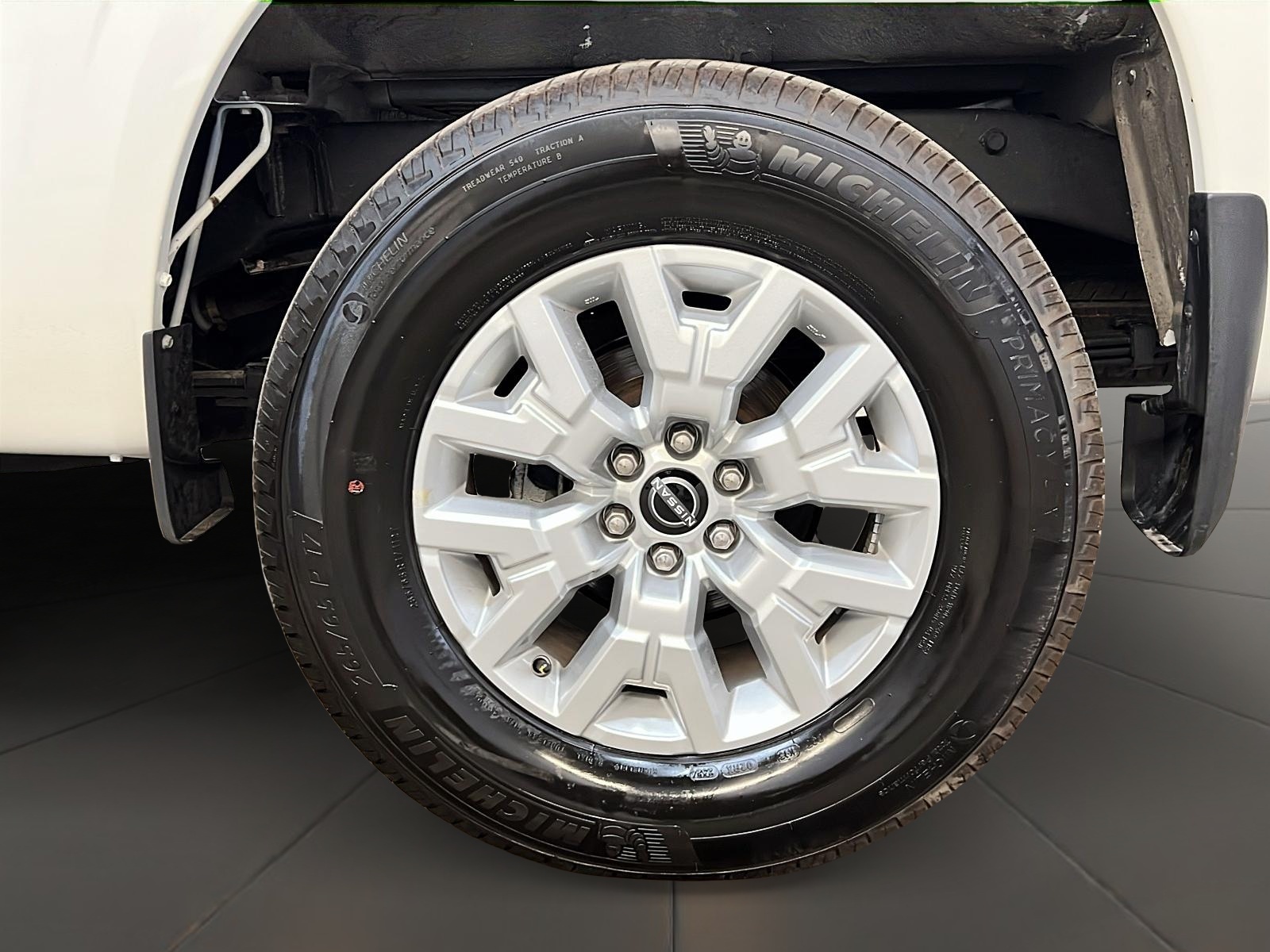 Nissan Frontier SV CREW CAB 4X4 2024 - image #25