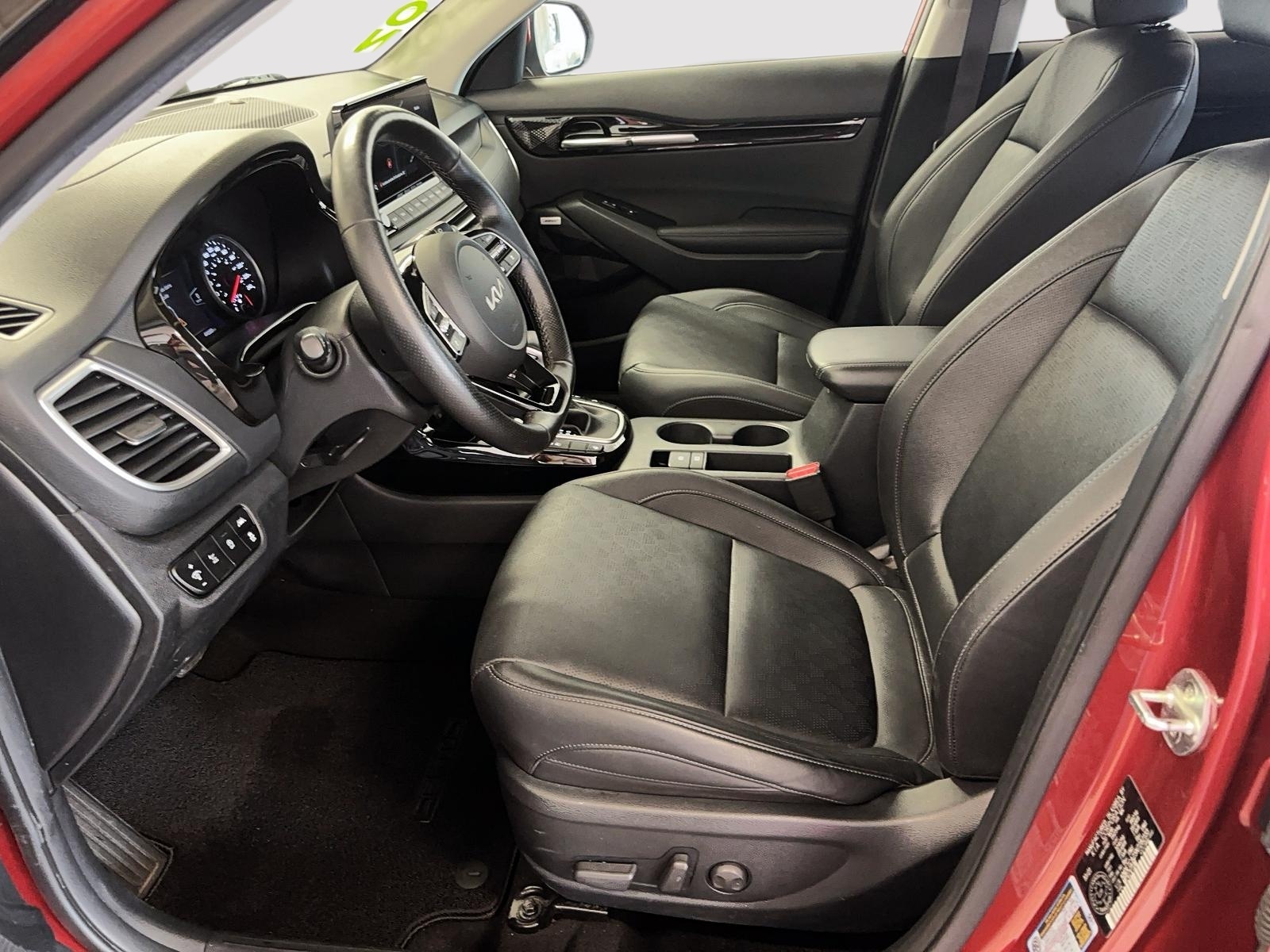 Kia SELTOS SX TURBO CUIR TOIT NAV 4RM 2022 - image #8