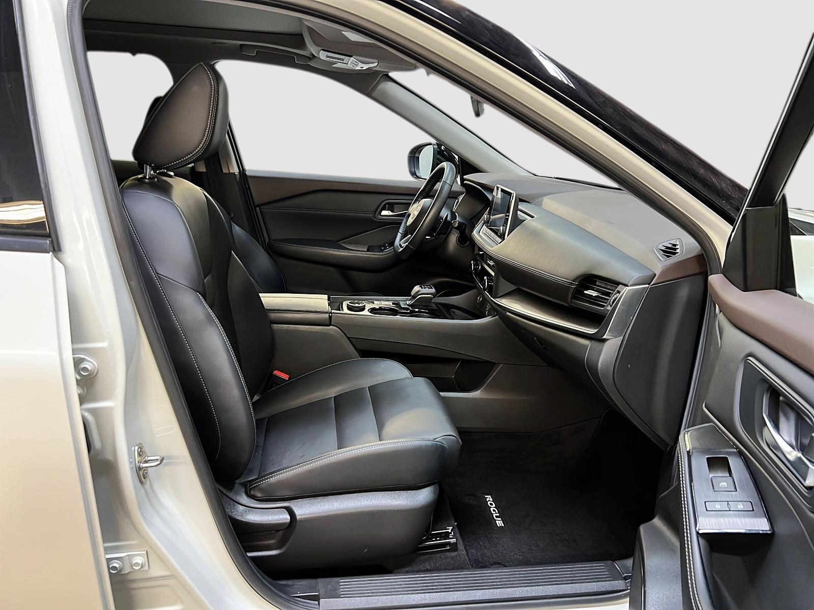 Nissan Rogue 2023 - Image #8