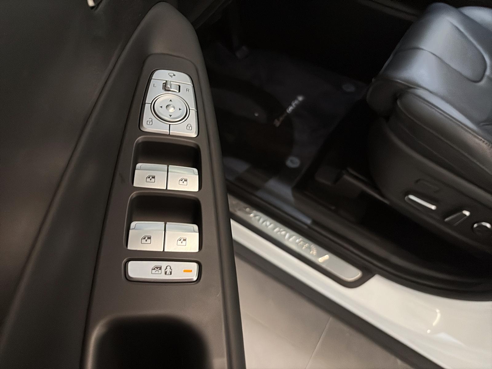 Hyundai Santa Fe 2023 - Image #15