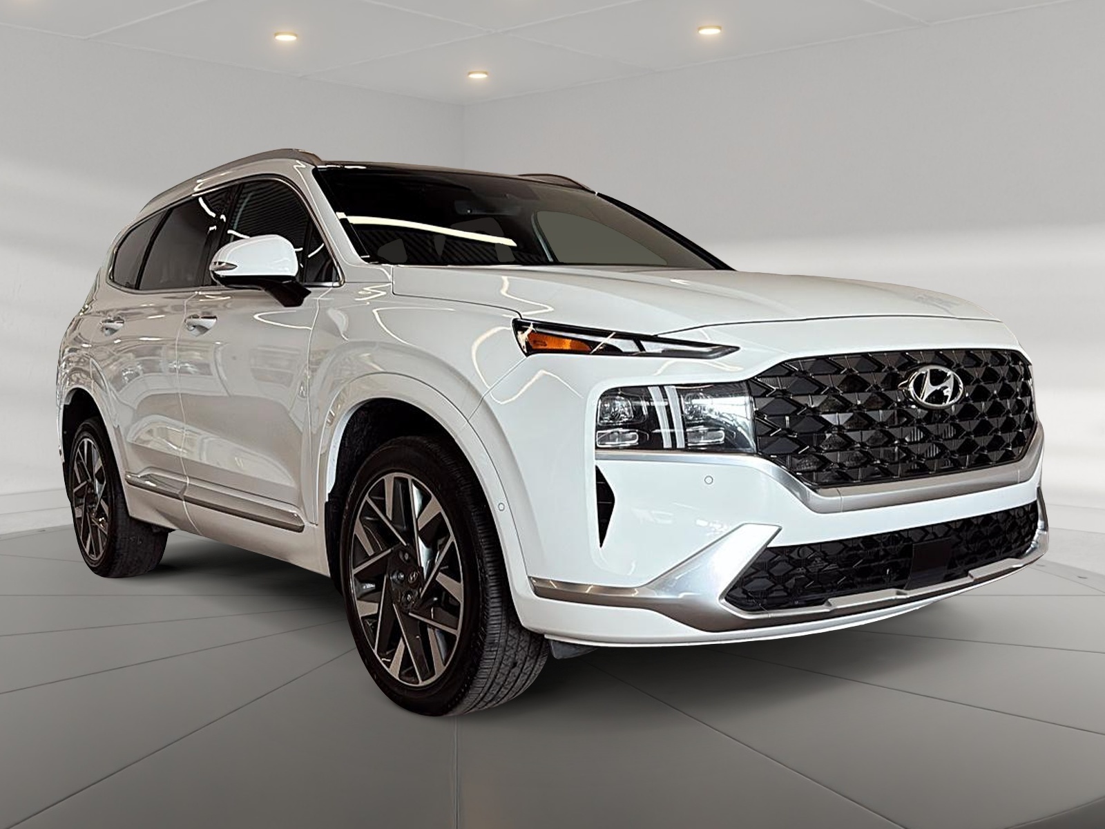 Hyundai Santa Fe 2023 - Image #3