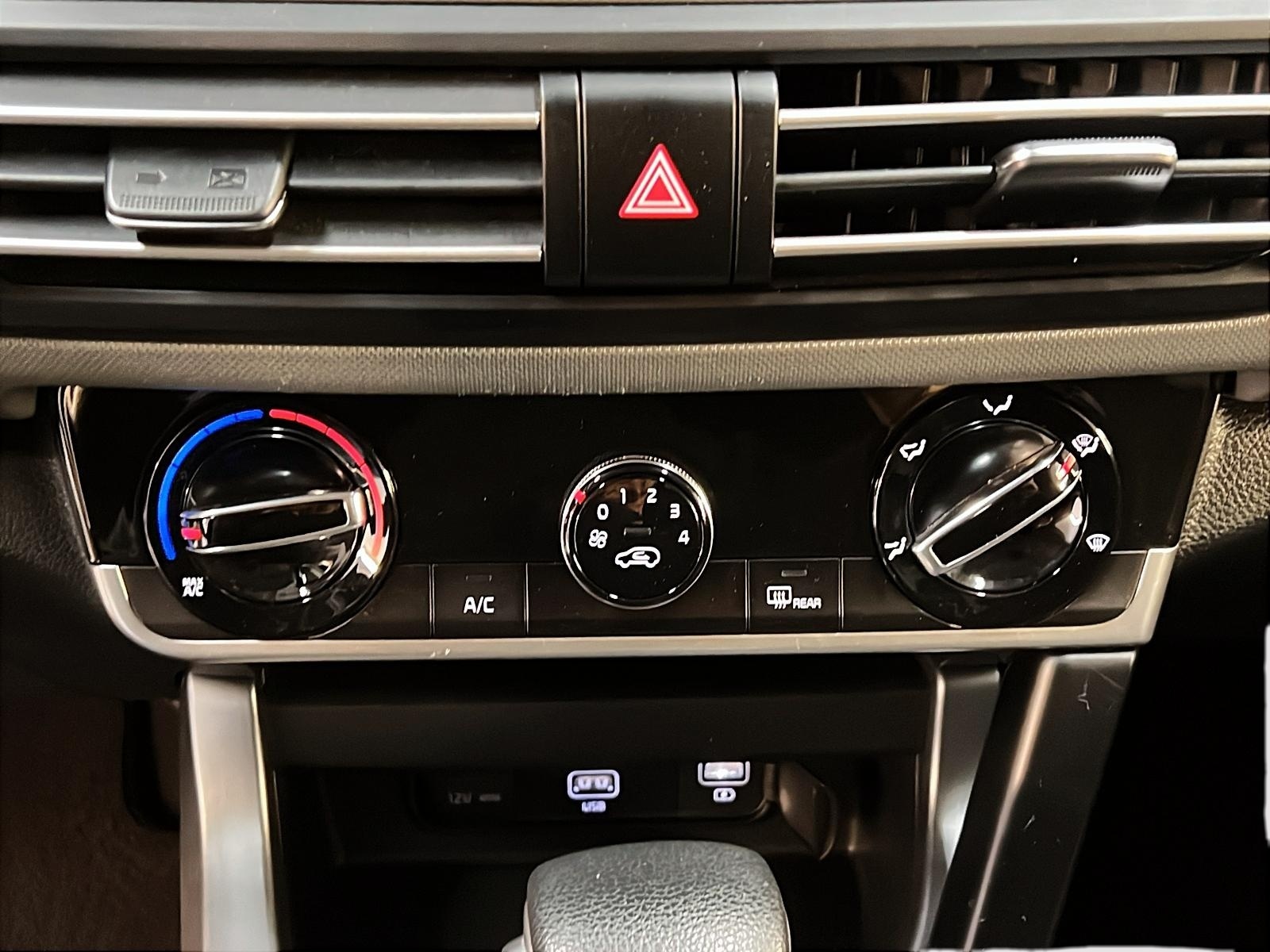 Kia SELTOS LX 2022 - image #14