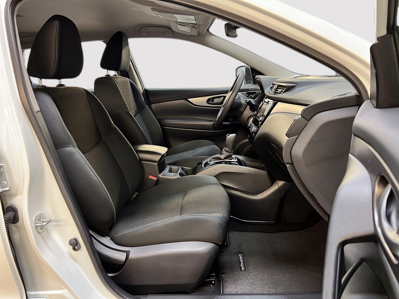 Nissan Qashqai 2023 - Image #8