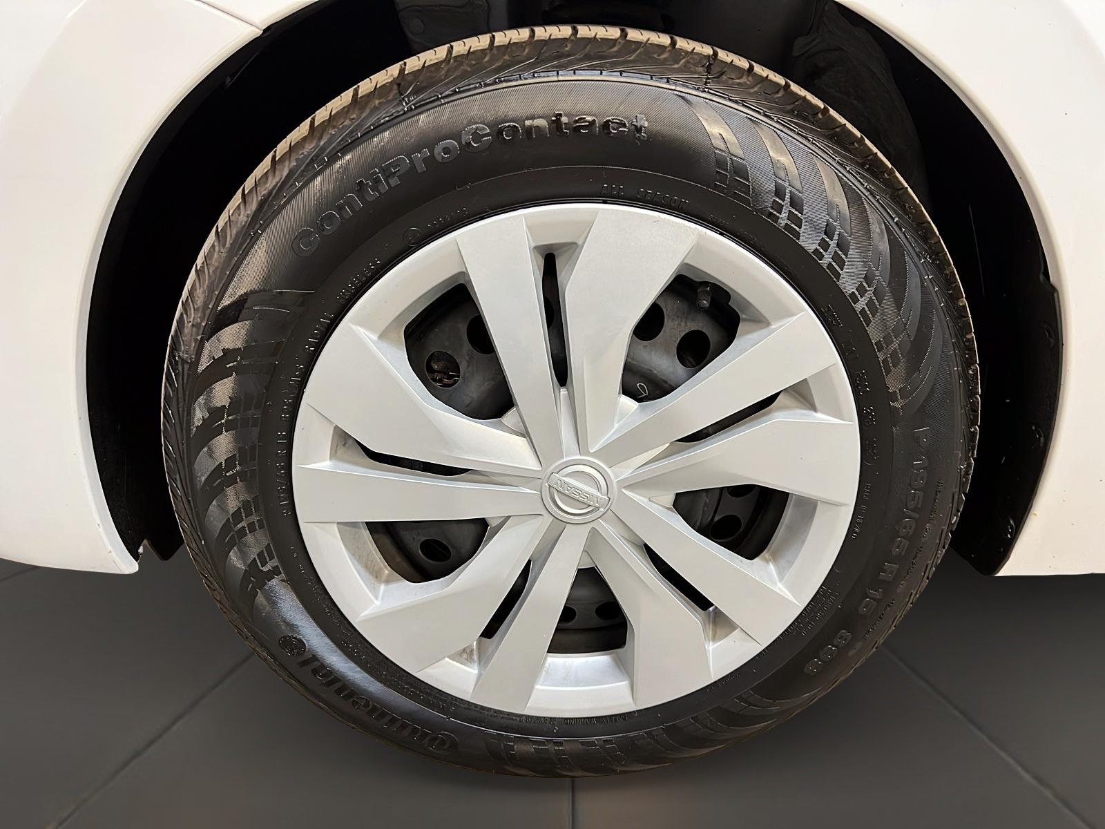 Nissan Versa 2021 - Image #24