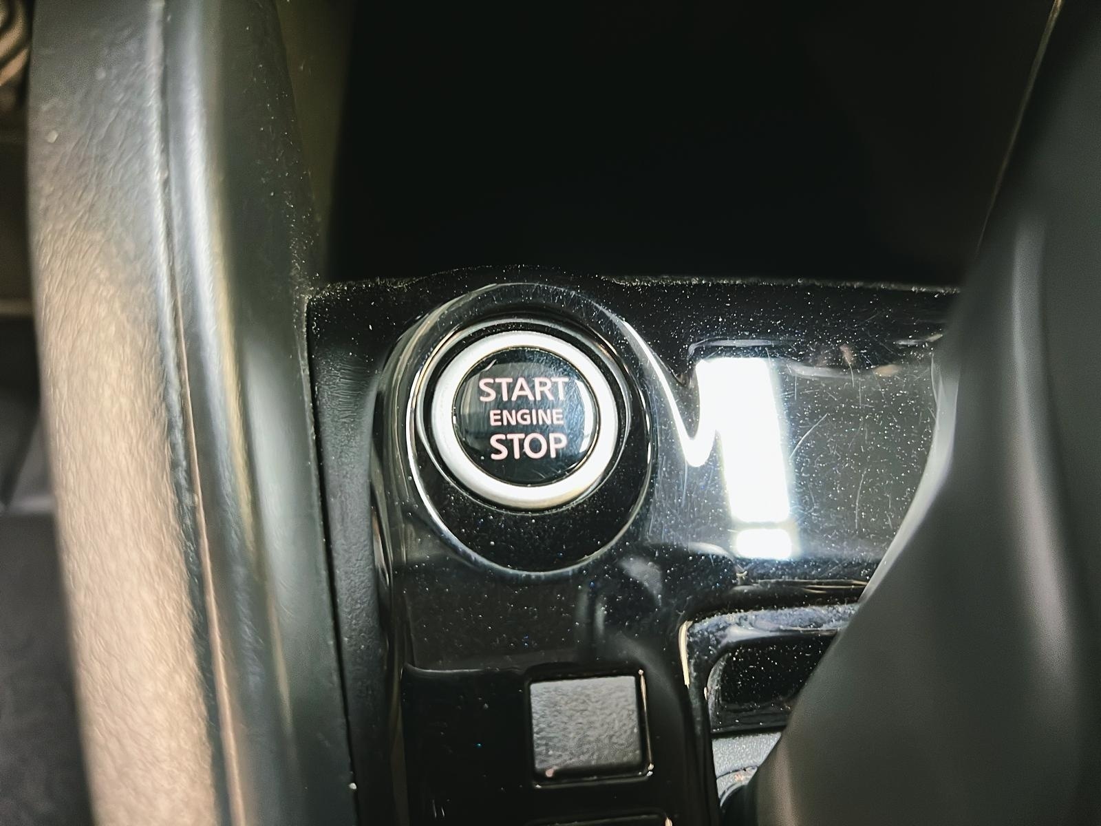 Nissan Versa S 2021 - image #17