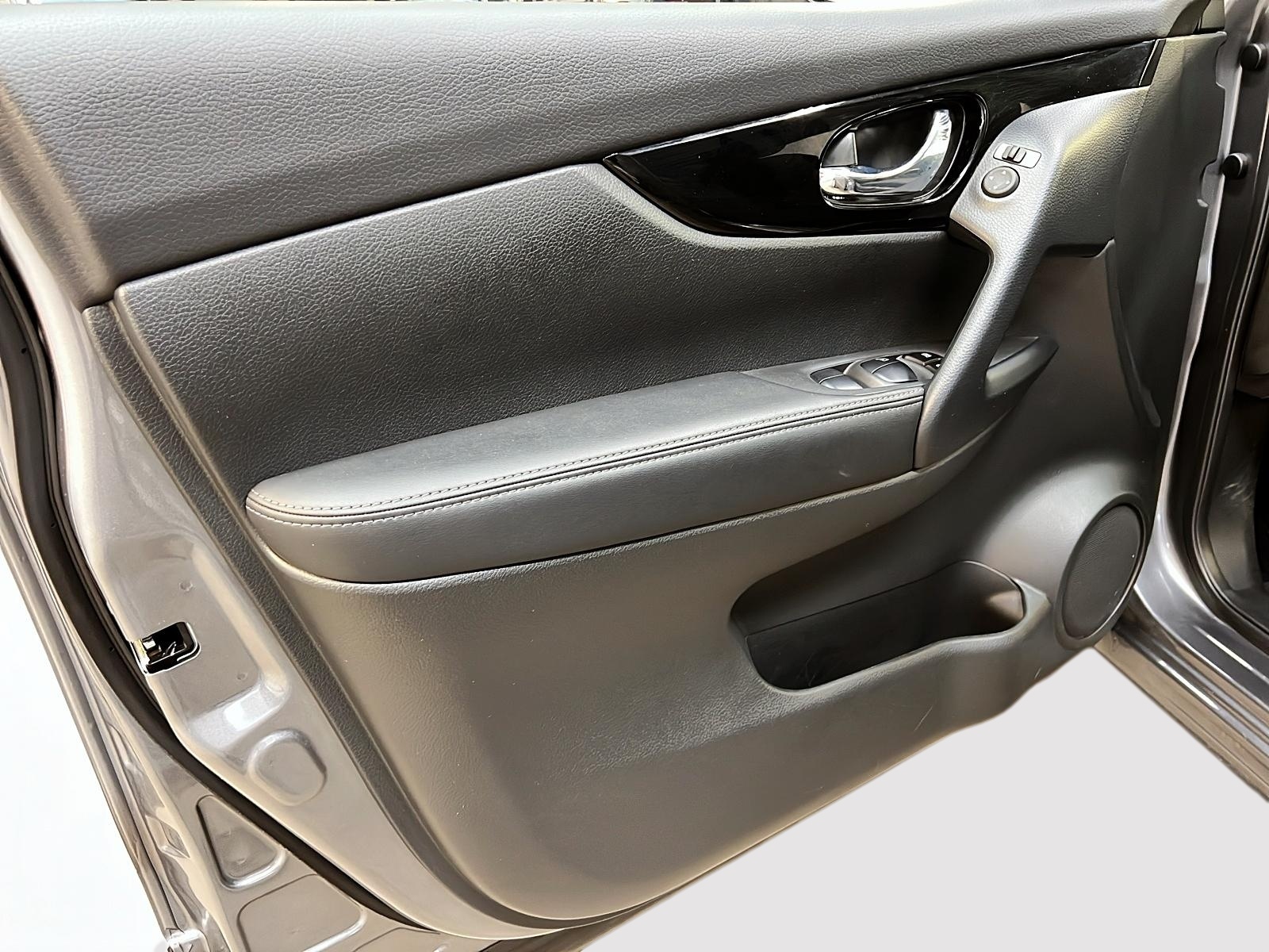 Nissan Qashqai 2023 - Image #24