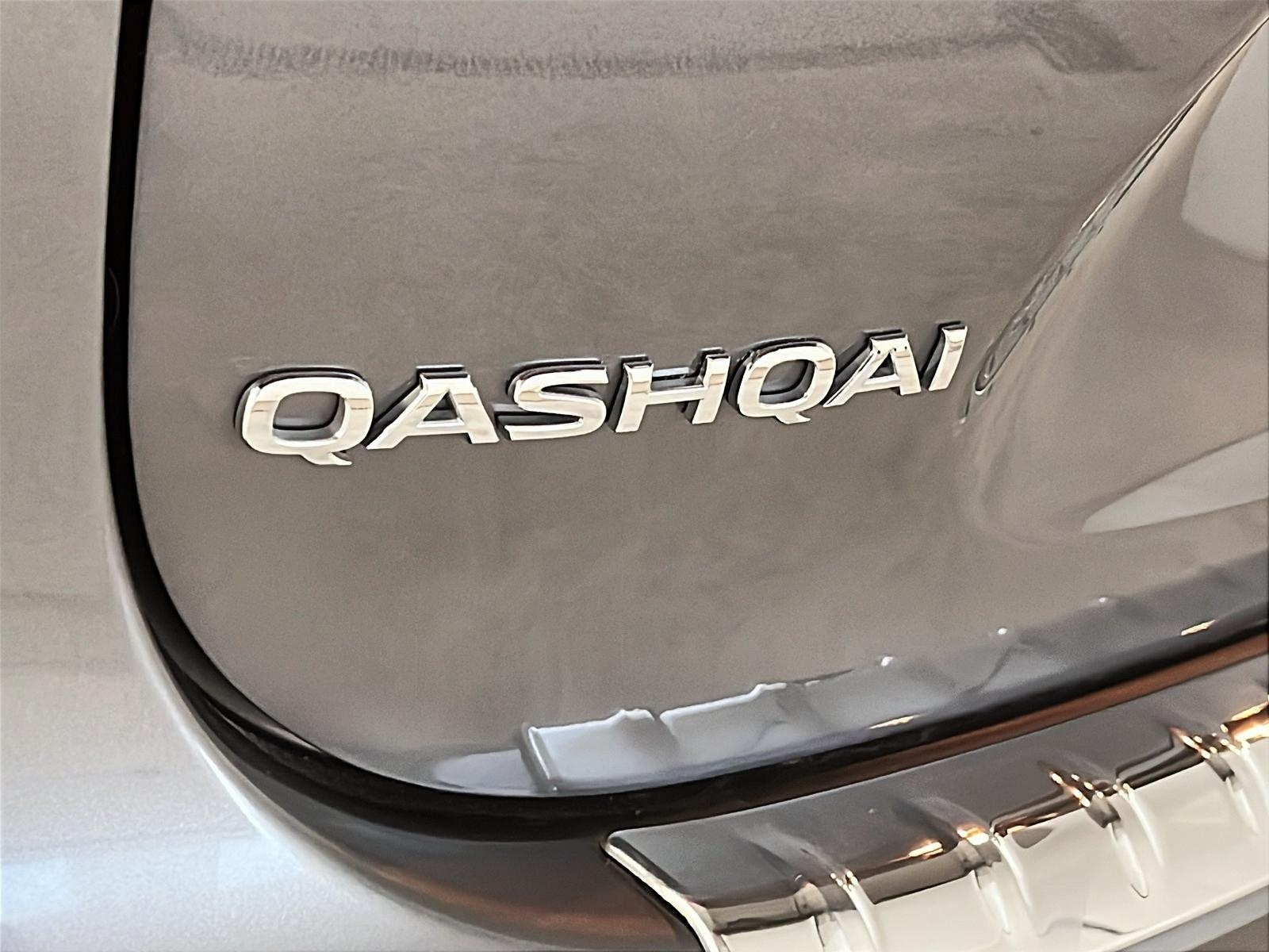 Nissan Qashqai SV TOIT 4RM 2023 - image #26