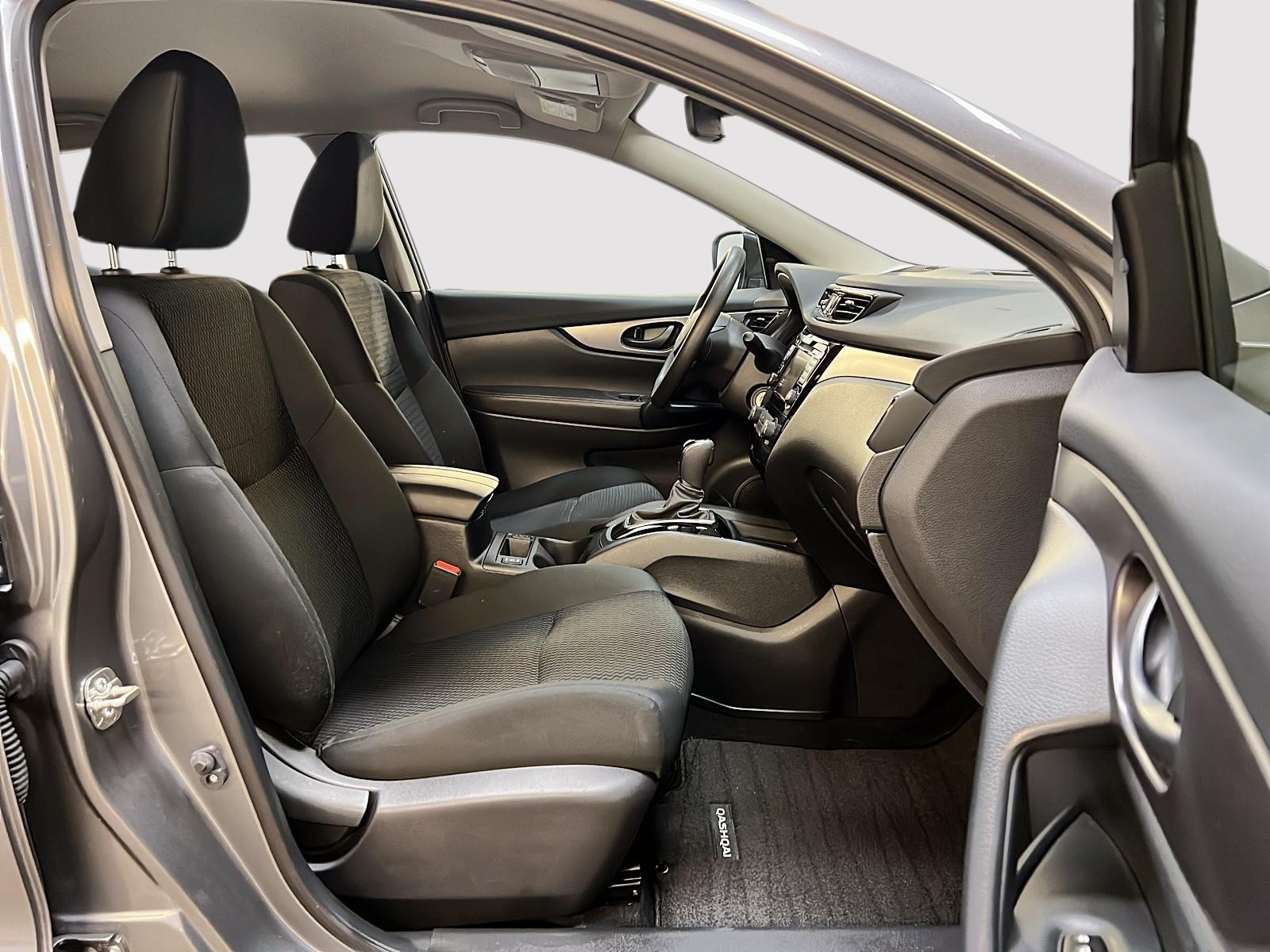 Nissan Qashqai 2023 - Image #10
