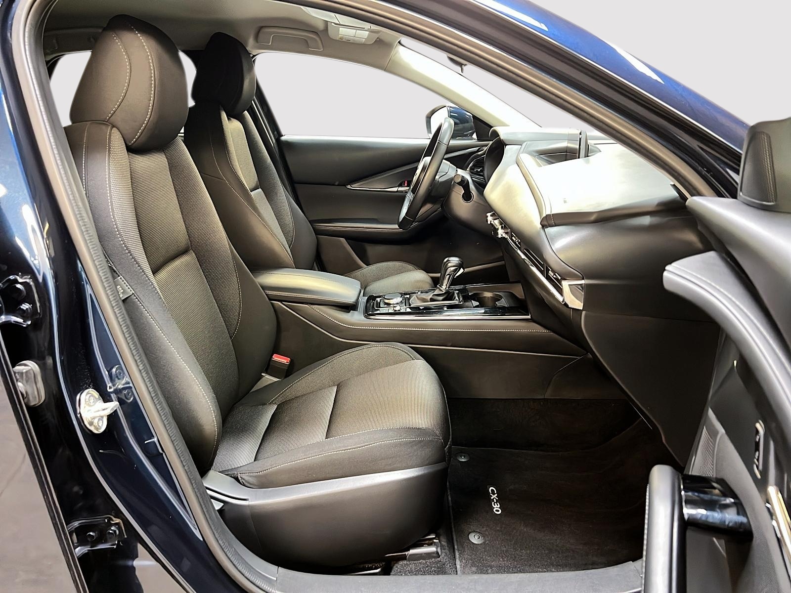 Mazda CX-30 GS 4RM 2023 - image #8