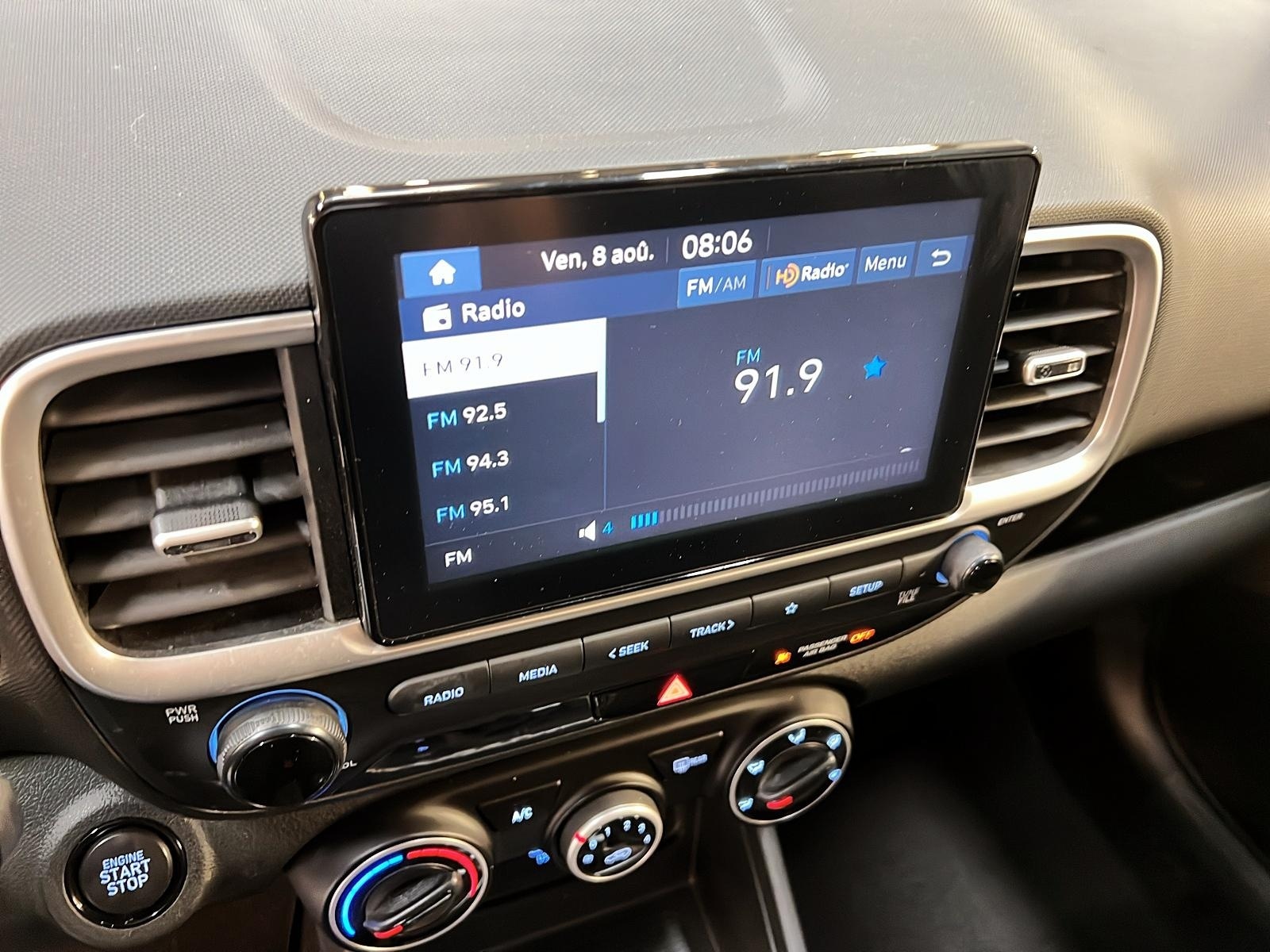 Hyundai Venue TREND TOIT 2021 - image #16