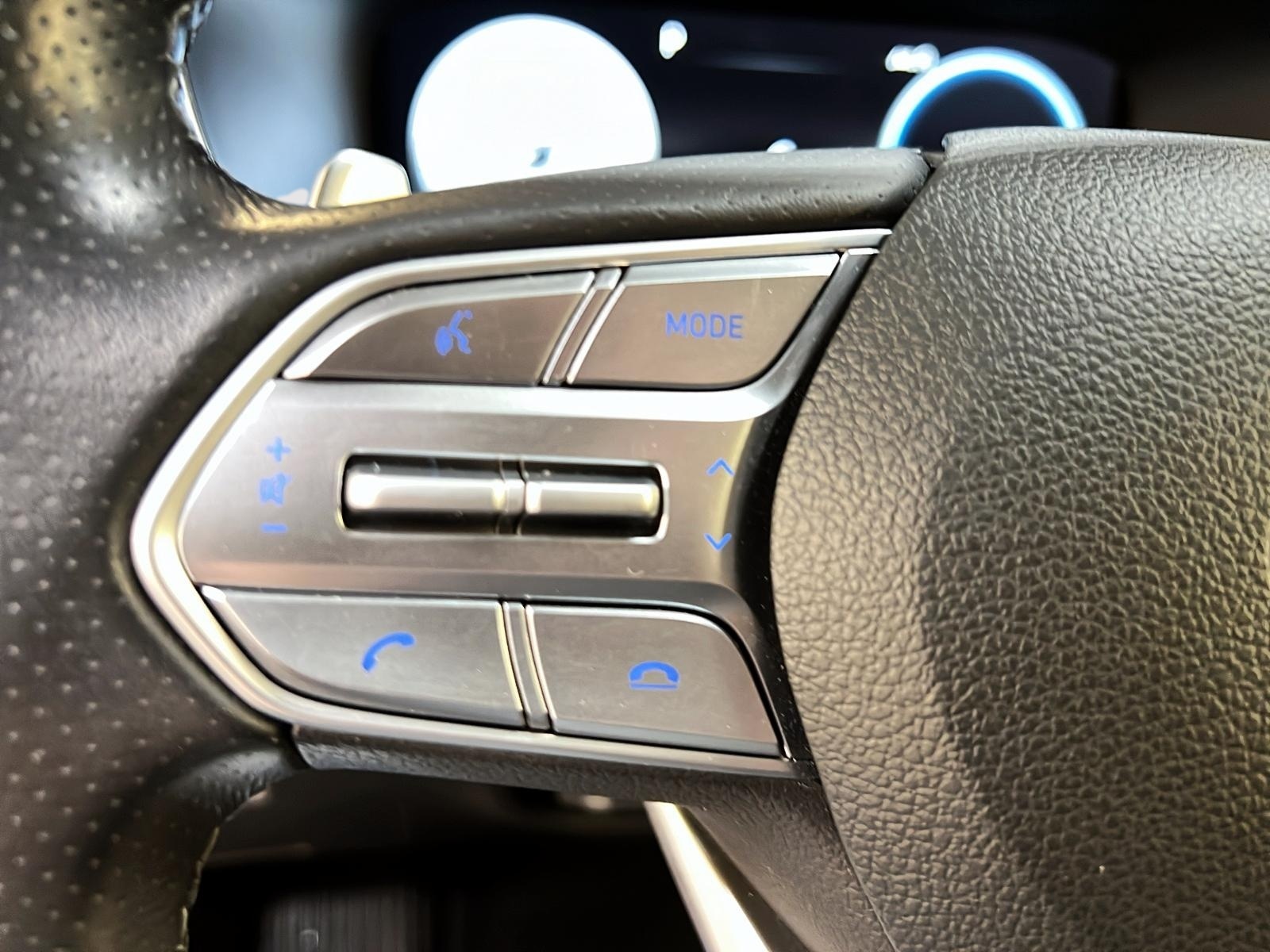 Hyundai Santa Fe ULTIMATE CALLIGRAPHY CUIR TOIT PANO NAV 4RM 2022 - image #18