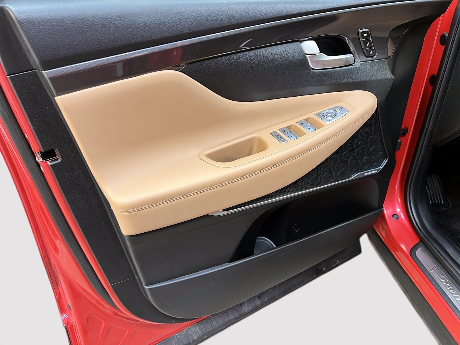 Hyundai Santa Fe ULTIMATE CALLIGRAPHY CUIR TOIT PANO NAV 4RM 2022 - image #21