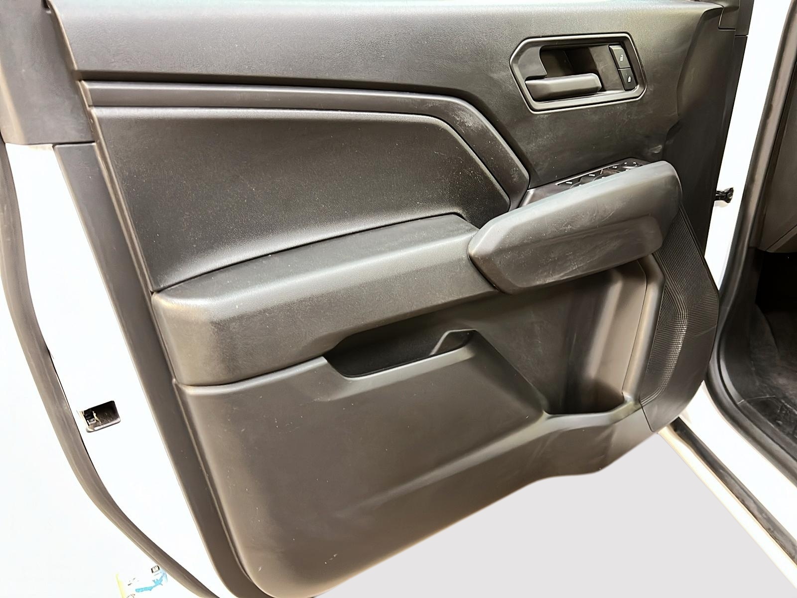 Chevrolet Colorado WT PREFERRED CREW CAB NAV 4X4 2023 - image #22