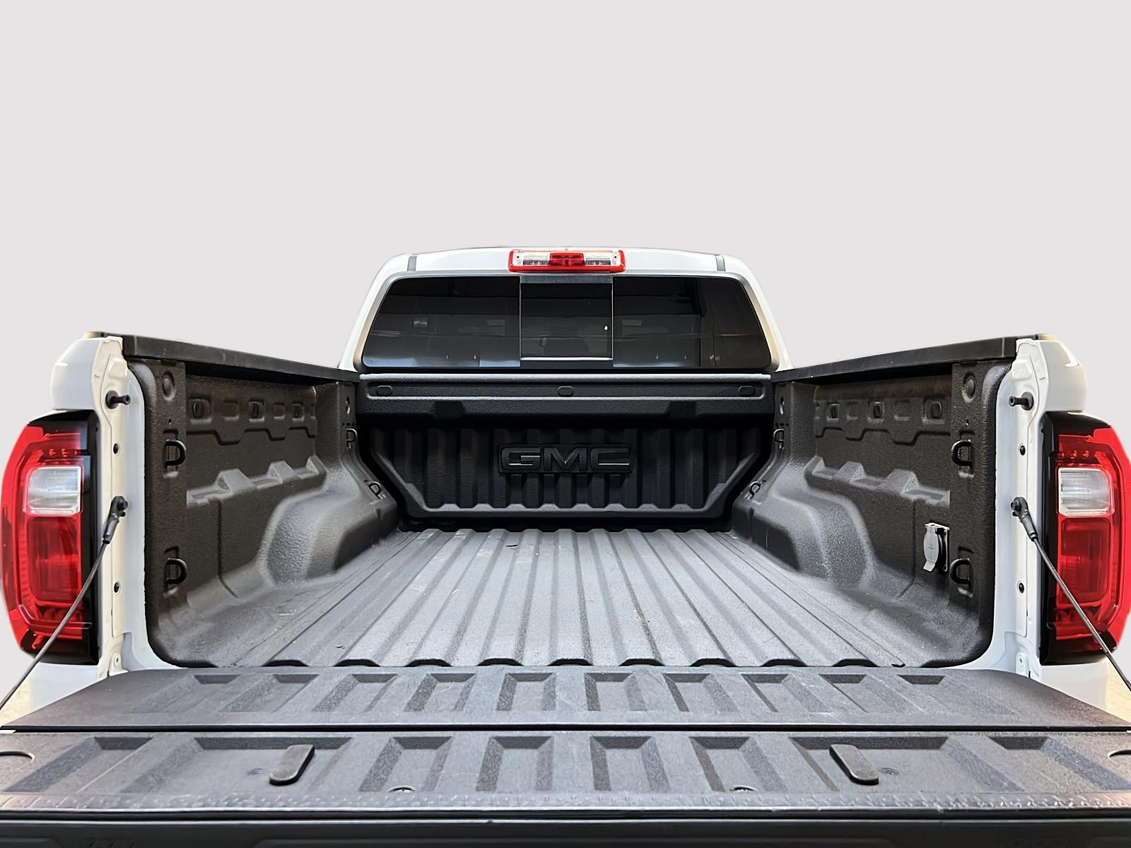 GMC Canyon 2023 - Image #12