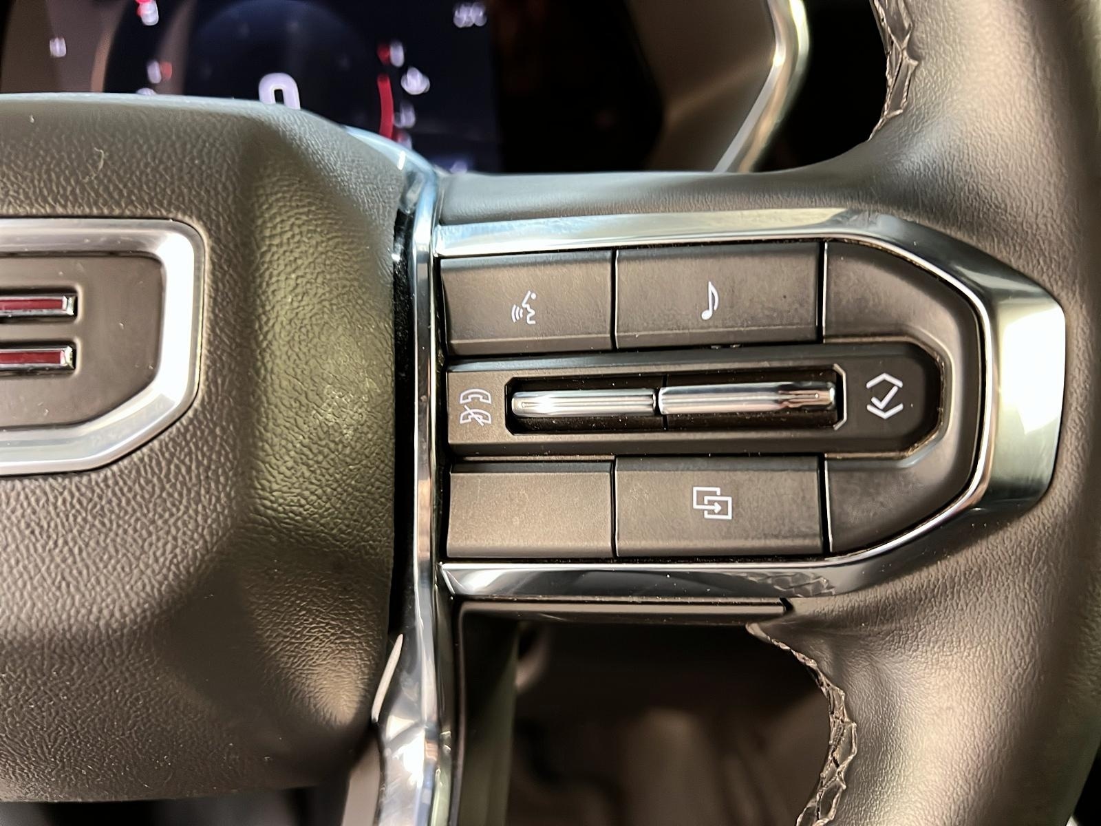 GMC Canyon 2023 - Image #18