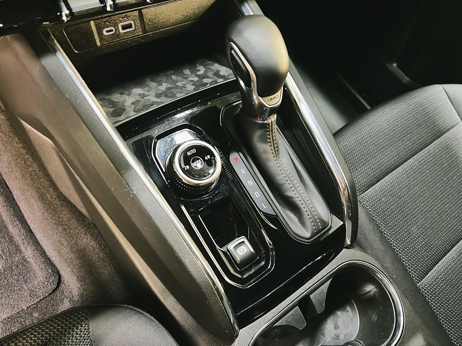 GMC Canyon 2023 - Image #13