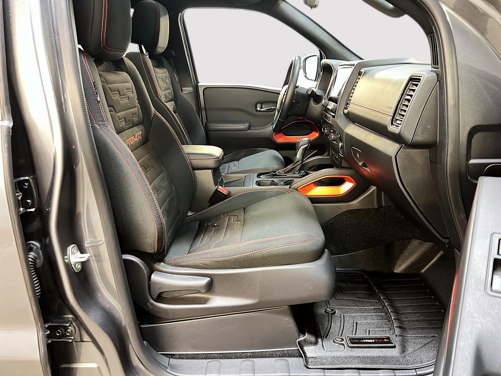 Nissan Frontier PRO-4X CREW CAB TOIT NAV 4X4 2023 - image #8