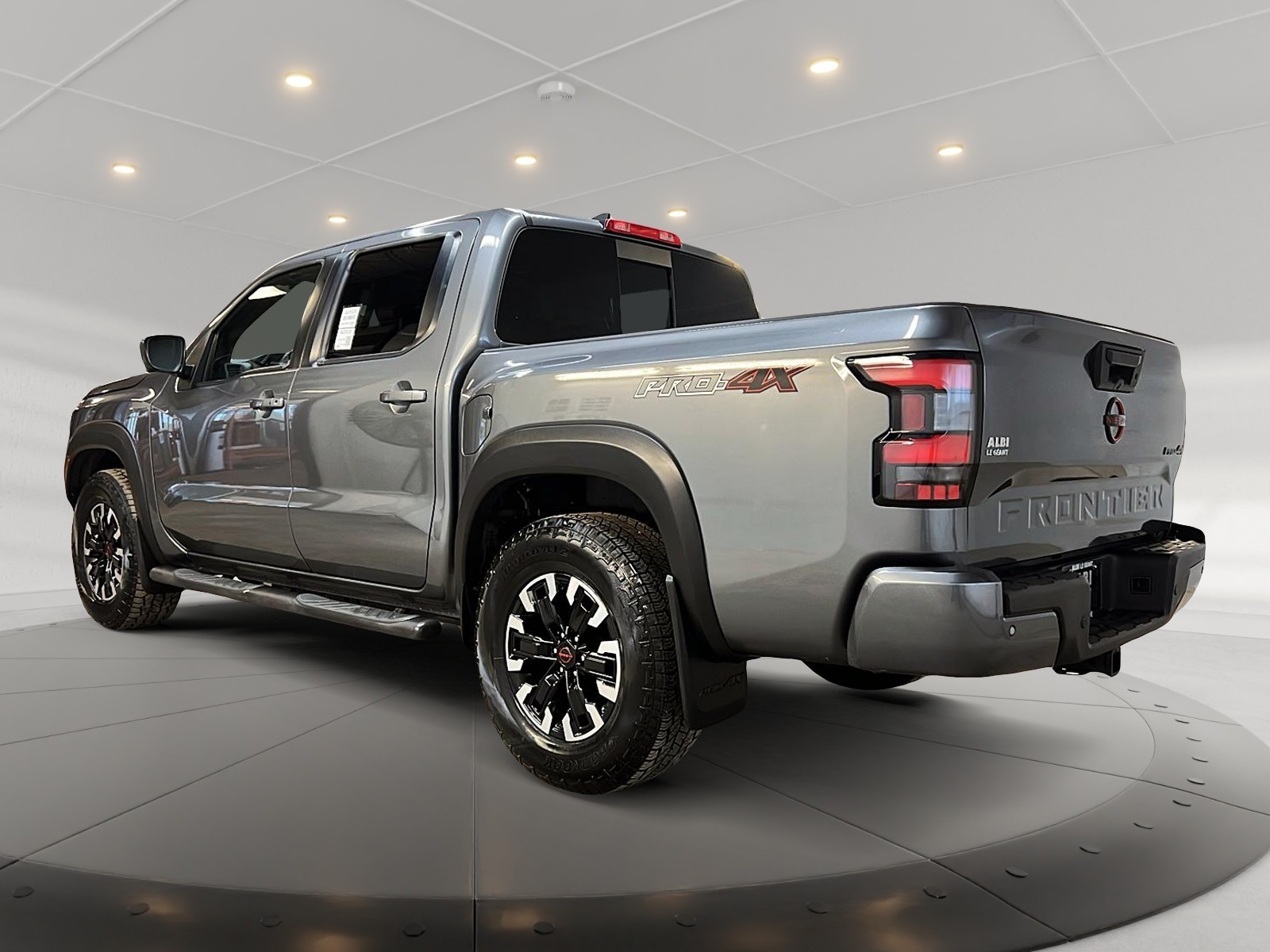 Nissan Frontier PRO-4X CREW CAB TOIT NAV 4X4 2023 - image #6