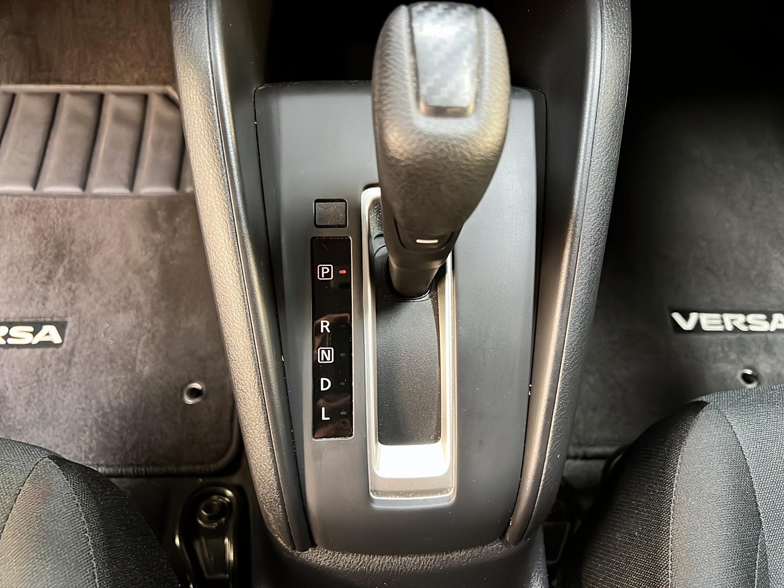 Nissan Versa 2022 - Image #13
