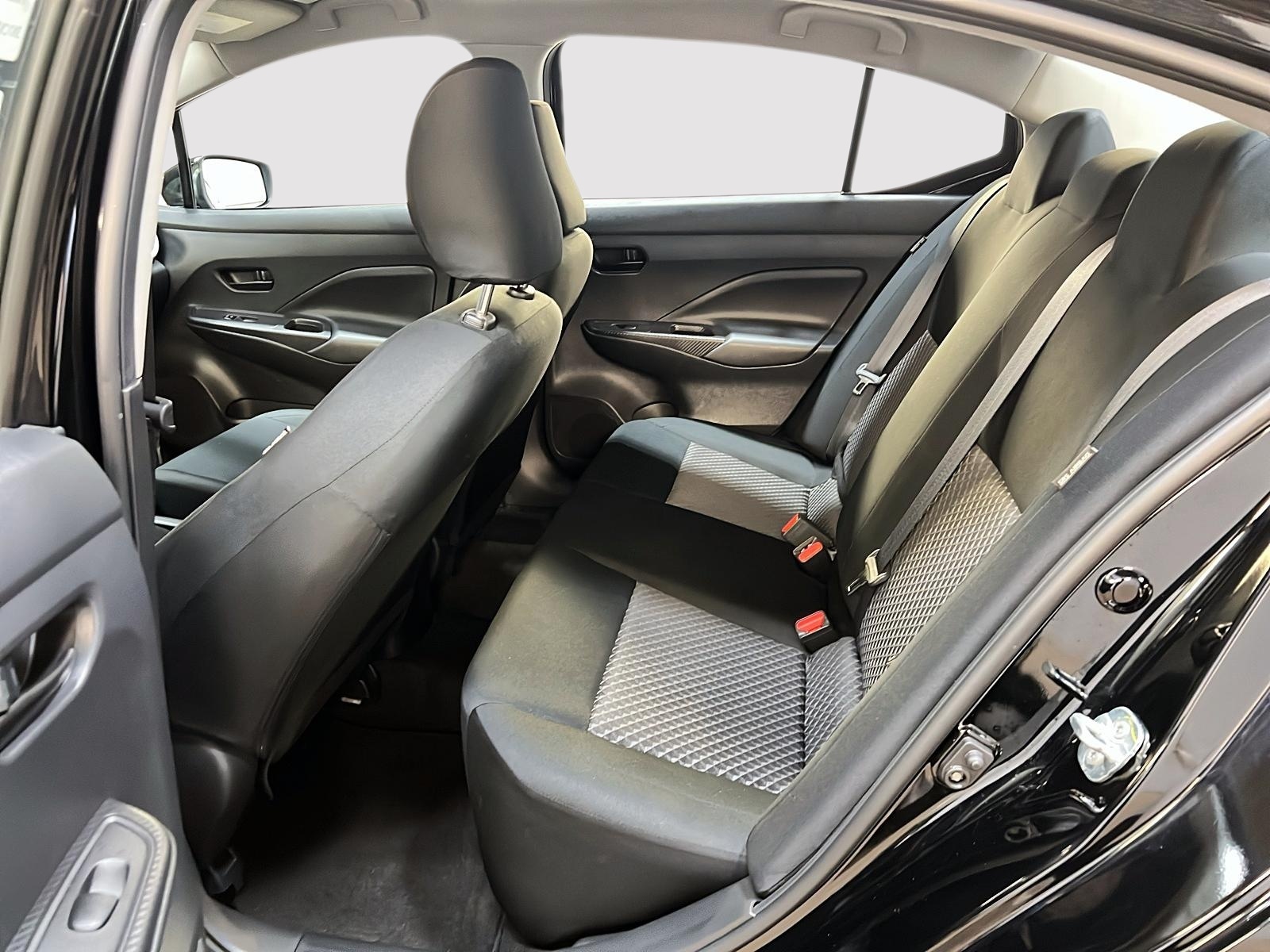 Nissan Versa 2022 - Image #9