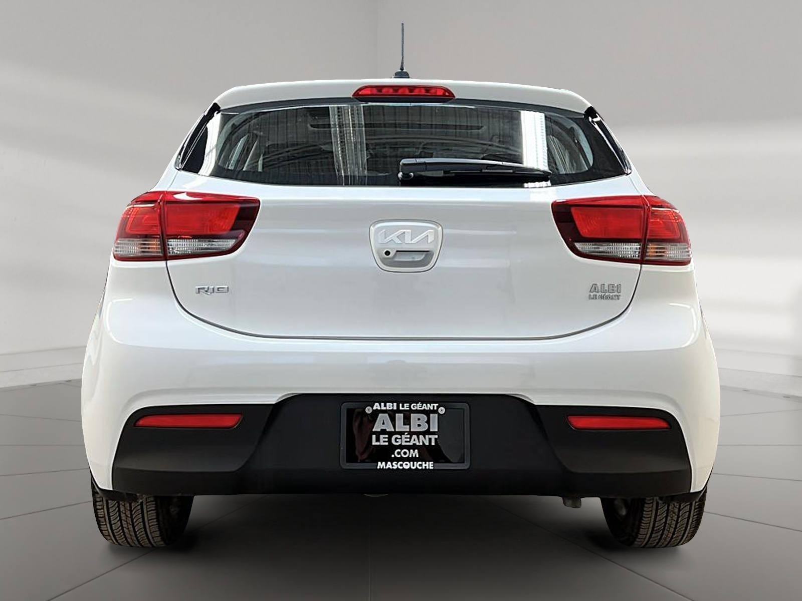 Kia Rio5 2023 - Image #5