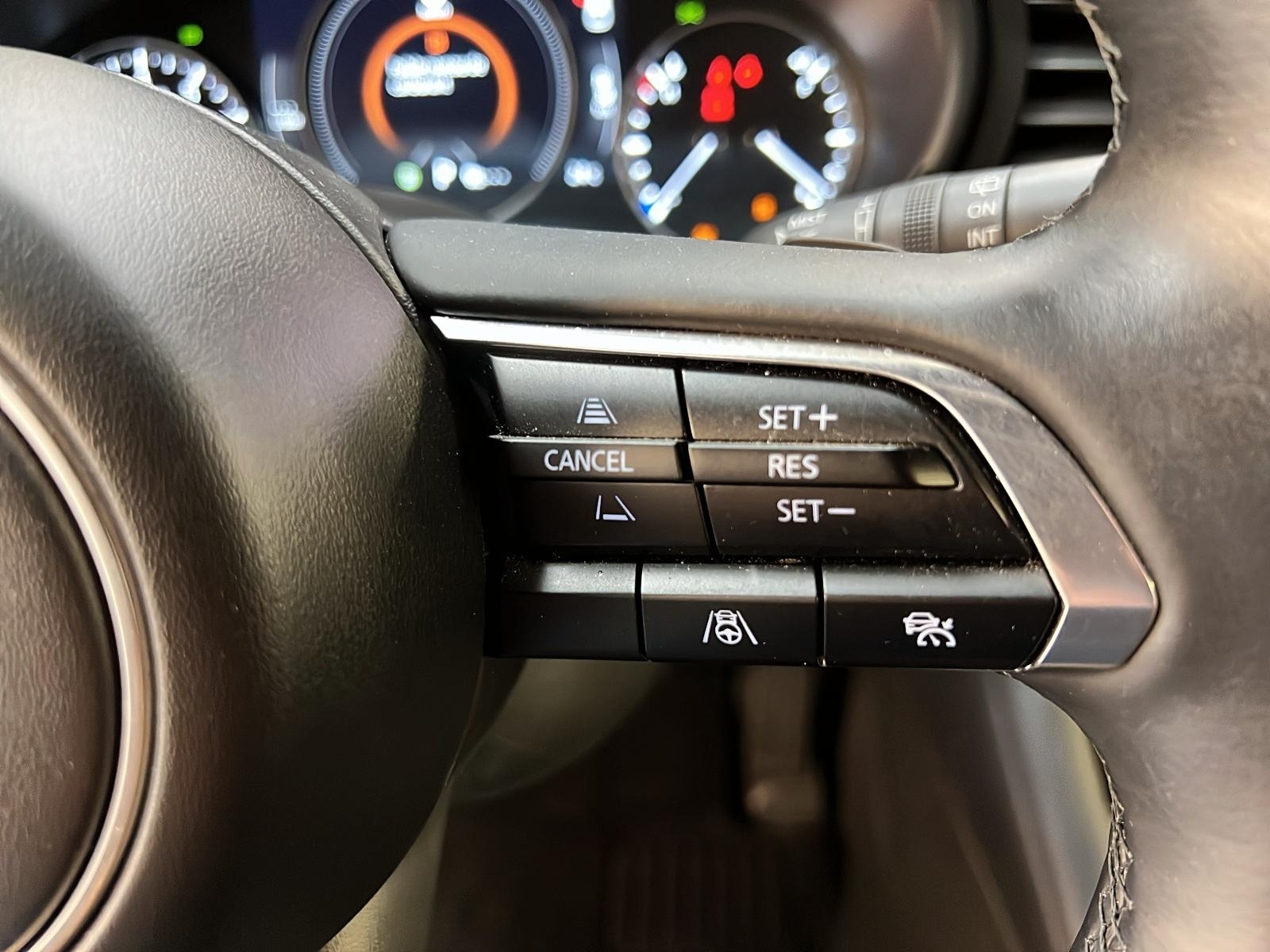 Mazda Mazda3 Sport GT CUIR TOIT NAV 2024 - image #21