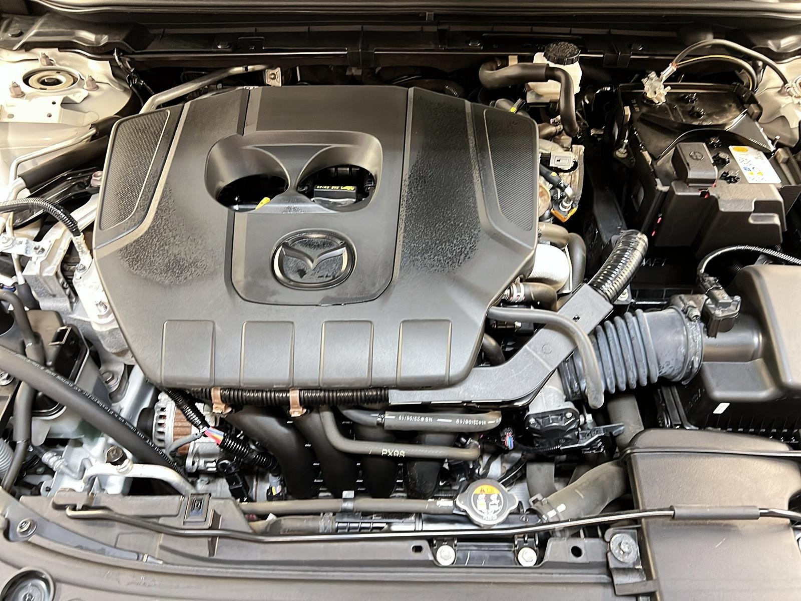 Mazda Mazda3 Sport GT CUIR TOIT NAV 2024 - image #12